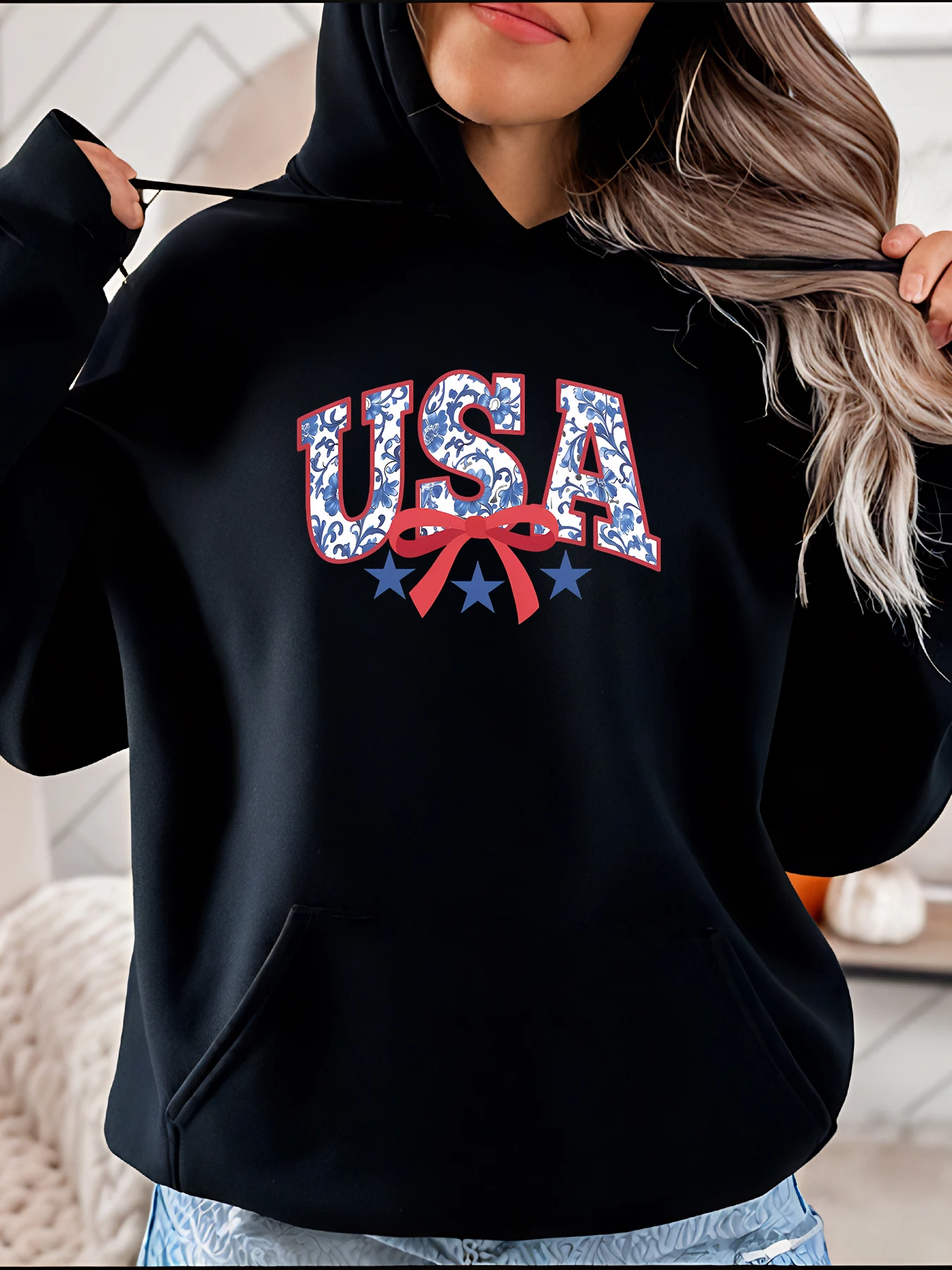 Usa Flag Print Hoodie Casual Patriotic Design with Bow and Stars Women Streetwear Outfit
Usa Flag Print Hoodie Casual Patriotic Design with Bow and Stars Women Streetwear Outfit