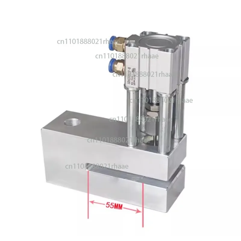 Small round hole plastic bag punching machine, two-way tear hole food bag punching machine, Yikou plastic bag punching machine
Small round hole plastic bag punching machine, two-way tear hole food bag punching machine, Yikou plastic bag punching machine