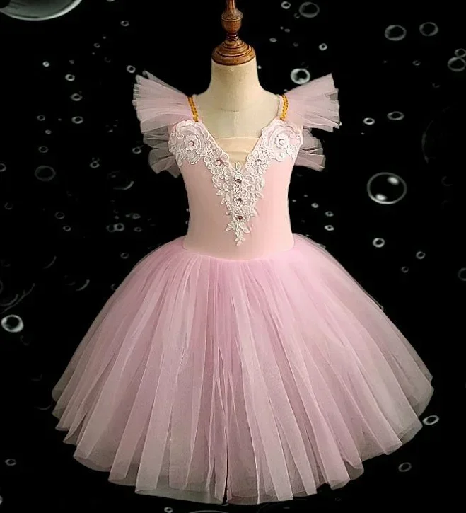 1pcs/lot children lace rhinestone Long Ballet Dress TUTU Skirts Belly Costumes Dance Performance
1pcs/lot children lace rhinestone Long Ballet Dress TUTU Skirts Belly Costumes Dance Performance
