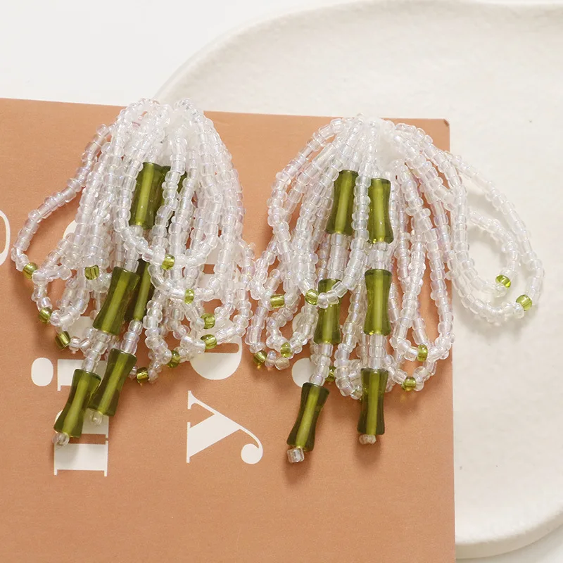Shoe Decor 1 Piece Beaded Green Bamboo Tassel Flower Handcrafted Refined Oriental Style for Jelly Clog Sandals Princess Crystal
Shoe Decor 1 Piece Beaded Green Bamboo Tassel Flower Handcrafted Refined Oriental Style for Jelly Clog Sandals Princess Crystal