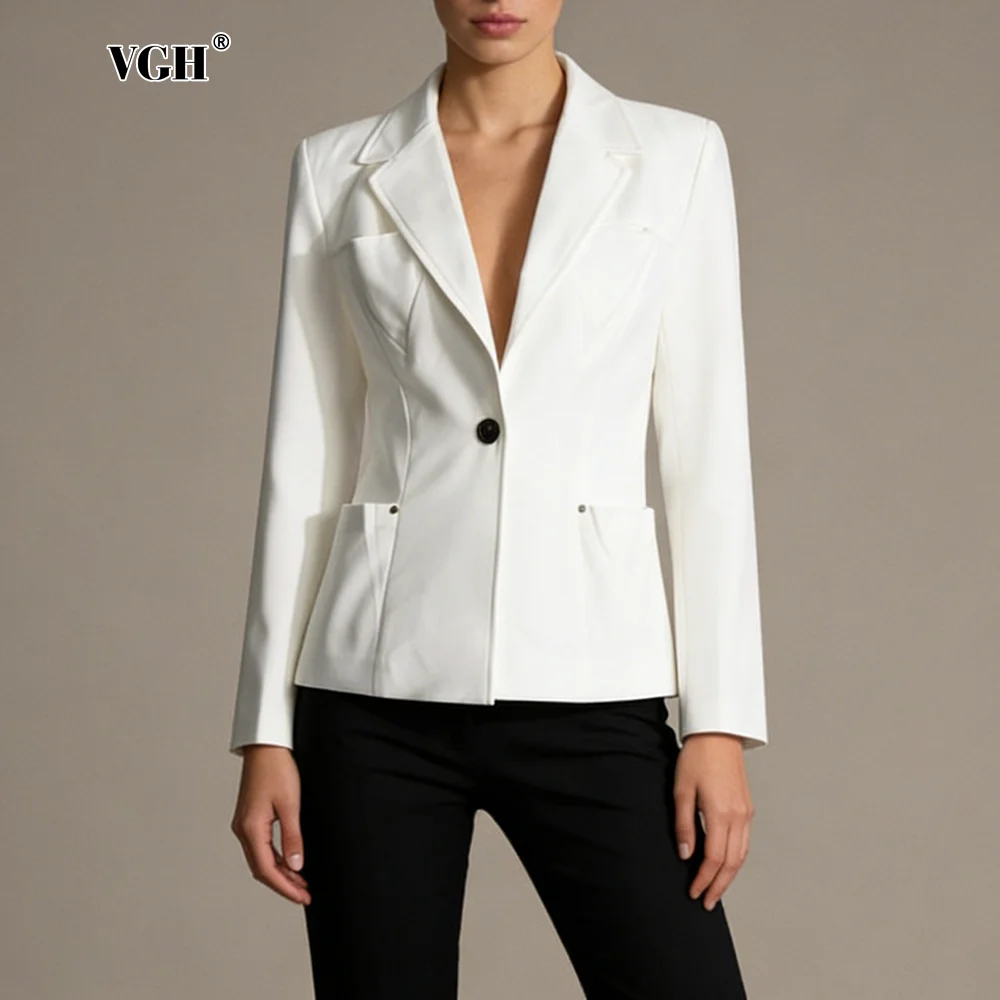 VGH Elegant White Stylish Metal Design Shoulder Pud Blazer Female Single Breasted Accent Office Minimalist Jacket with Pocket
VGH Elegant White Stylish Metal Design Shoulder Pud Blazer Female Single Breasted Accent Office Minimalist Jacket with Pocket