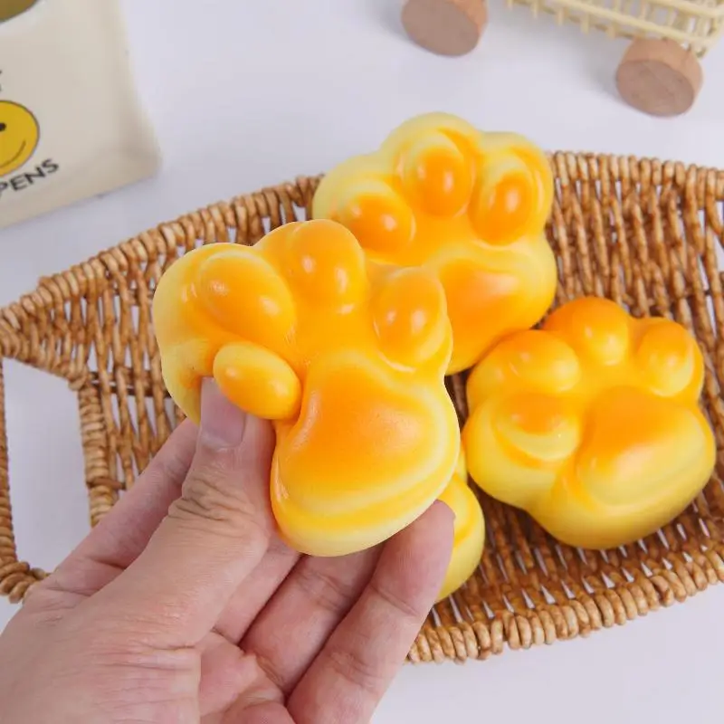 Cat Paw Bread Toy Decompressing Stress Relief Slow Rebound Pinch Toy Squeeze Fidget Cute Desktop Ornament Gift
Cat Paw Bread Toy Decompressing Stress Relief Slow Rebound Pinch Toy Squeeze Fidget Cute Desktop Ornament Gift