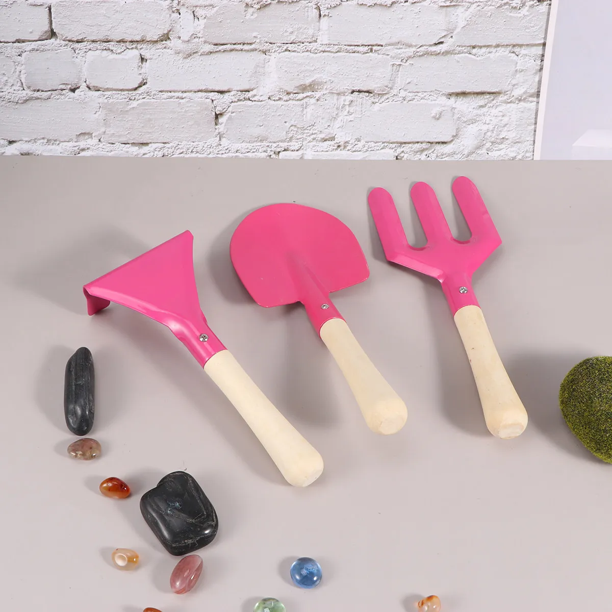 3Pcs Childrens Gardening Tool Kit Mini Shovel Rake Trowel for Potted Plants Bonsai Care Play Gift Set
3Pcs Childrens Gardening Tool Kit Mini Shovel Rake Trowel for Potted Plants Bonsai Care Play Gift Set