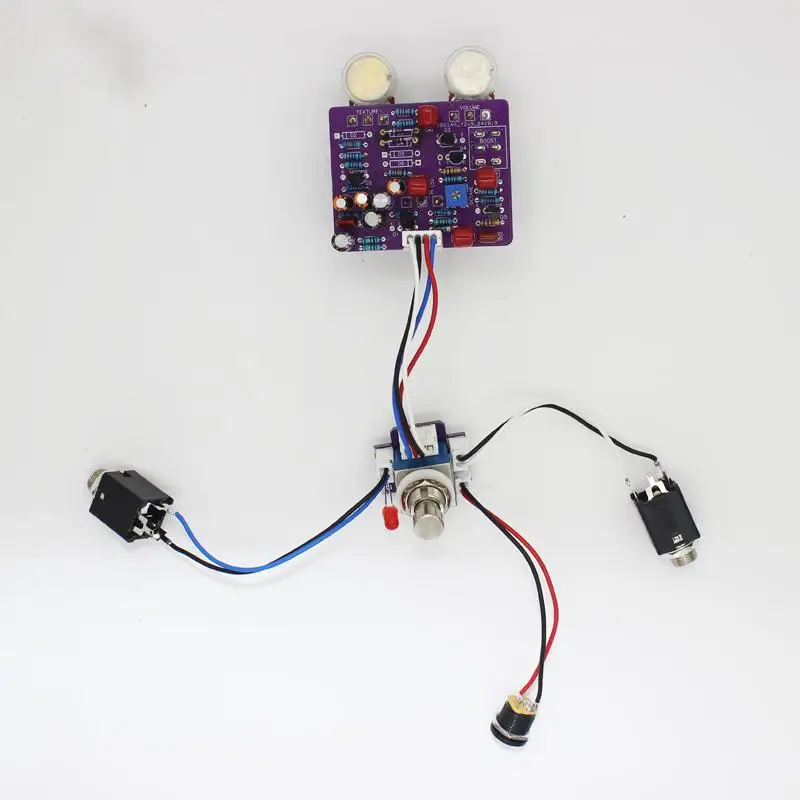 DIY handcrafted electric guitar single-block effect Scrambler Fuzz replicates Octave-Up Fuzz circuit boards
DIY handcrafted electric guitar single-block effect Scrambler Fuzz replicates Octave-Up Fuzz circuit boards