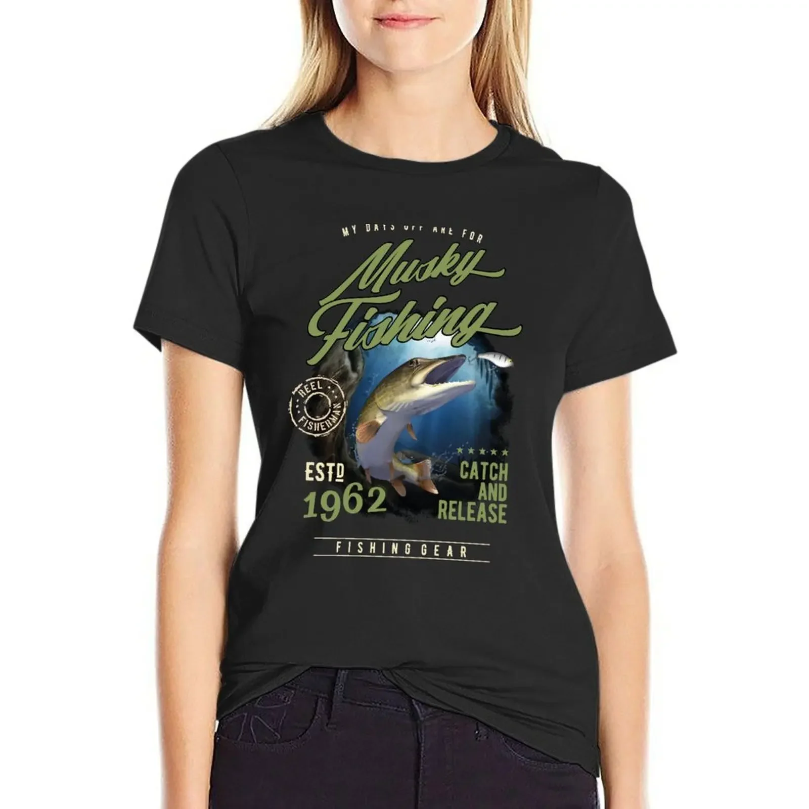 Musky Vintage Fishing Artwork T-Shirt Female clothing graphics female Women clothing
Musky Vintage Fishing Artwork T-Shirt Female clothing graphics female Women clothing