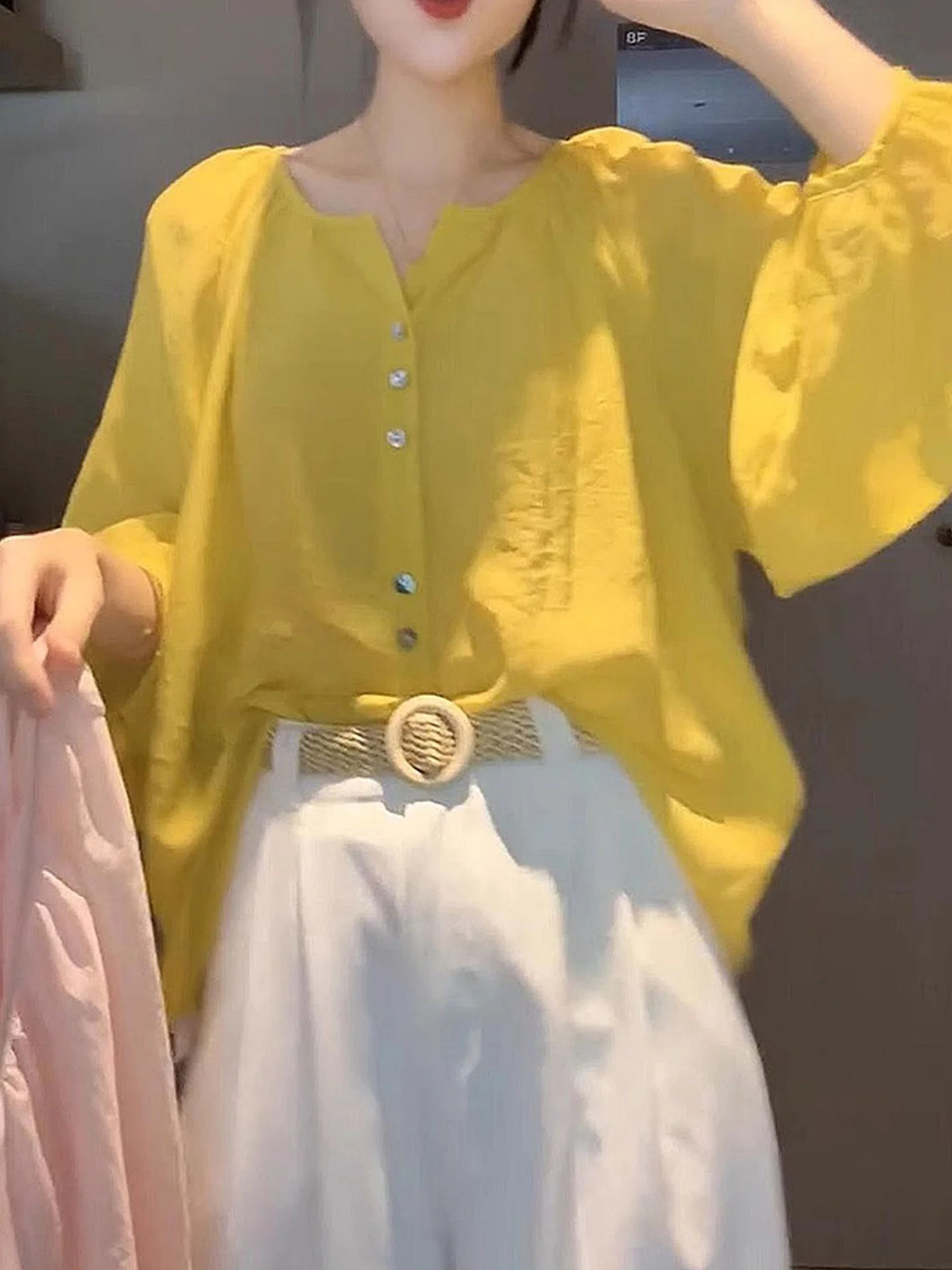 Модный свободный длинный женский топ на лето 2025: повседневный, универсальный, шикарный, для молодых женщин
Модный свободный длинный женский топ на лето 2025: повседневный, универсальный, шикарный, для молодых женщин