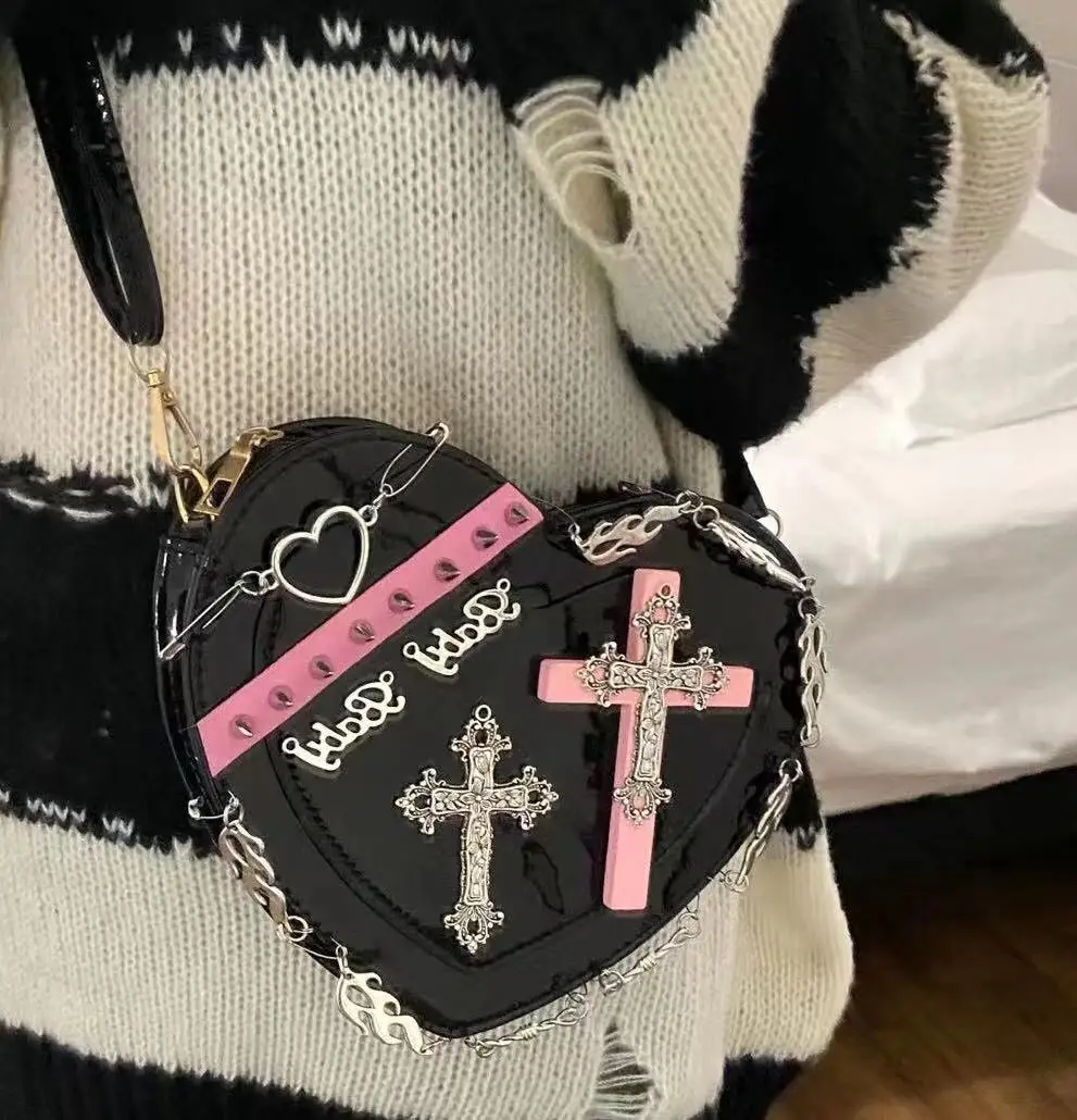 Original Design Y2k Heart Gothic Spicy Girl Crossbody Bag Personalized Design Punk Girl Love Lolita Handbag
Original Design Y2k Heart Gothic Spicy Girl Crossbody Bag Personalized Design Punk Girl Love Lolita Handbag