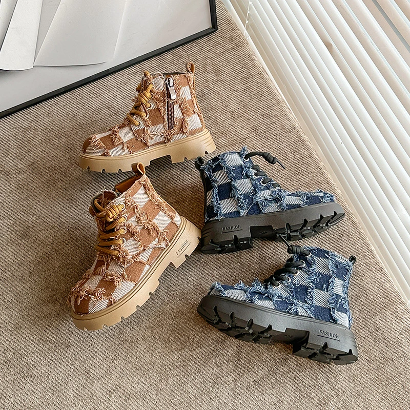 Autumn new children's shoes, girls' high top single boots, handsome 2025 girls' denim leather boots fashion trend
Autumn new children's shoes, girls' high top single boots, handsome 2025 girls' denim leather boots fashion trend
