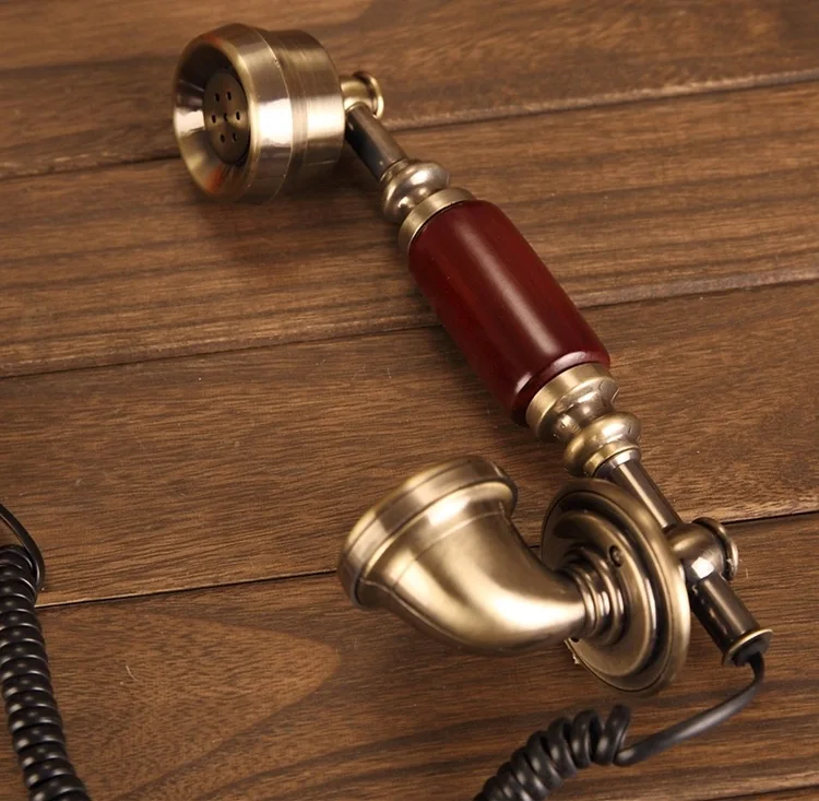 Decorative Telephones Republic of China Style Retro Imitation Solid Wood Phone Antique Landline European Antique Phone Caller ID
Decorative Telephones Republic of China Style Retro Imitation Solid Wood Phone Antique Landline European Antique Phone Caller ID