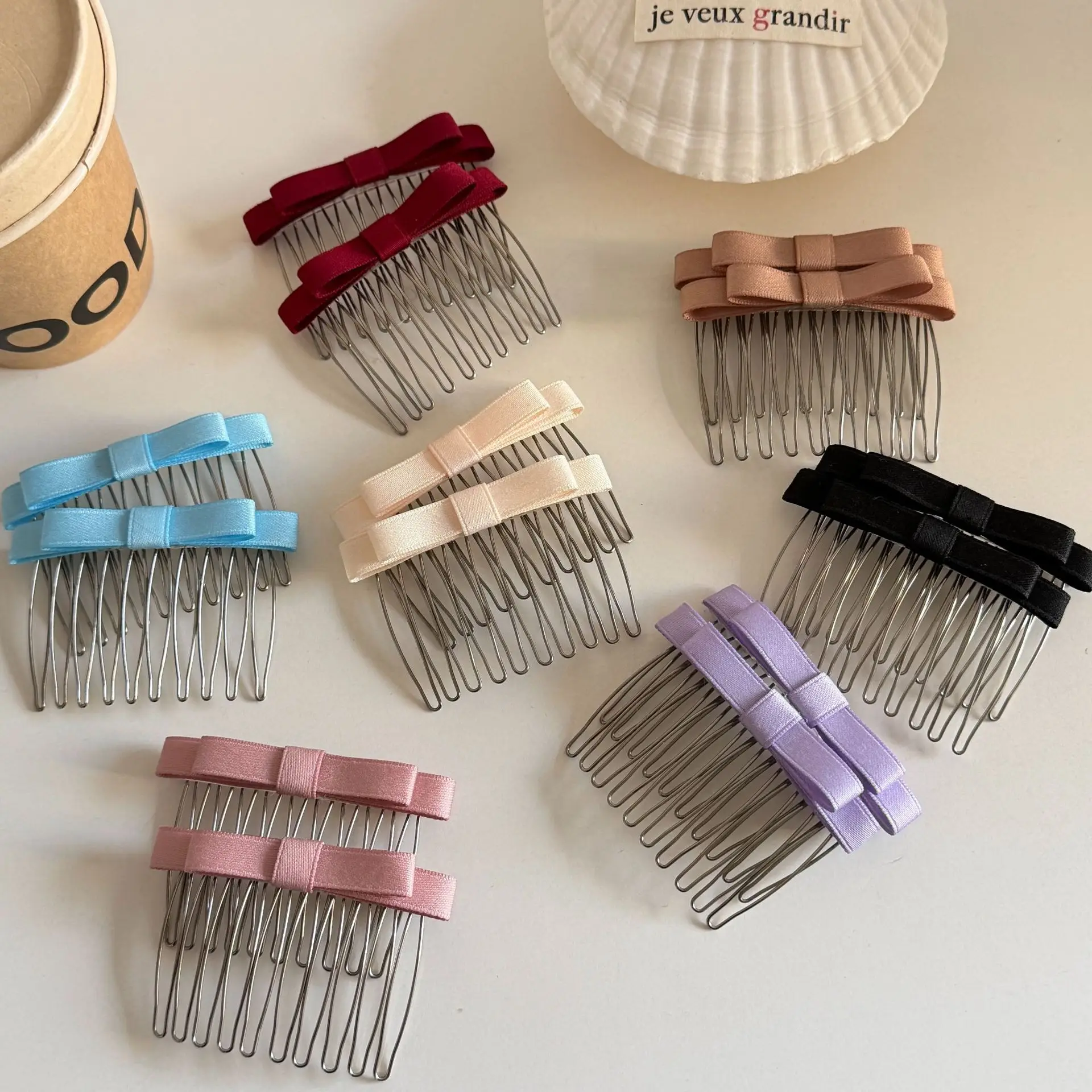 Short Bangs Comb Upside Down Hair Accessories Bow Hair Comb Broken Artifact Headgear Hairpin Plug Comb Fork
Short Bangs Comb Upside Down Hair Accessories Bow Hair Comb Broken Artifact Headgear Hairpin Plug Comb Fork