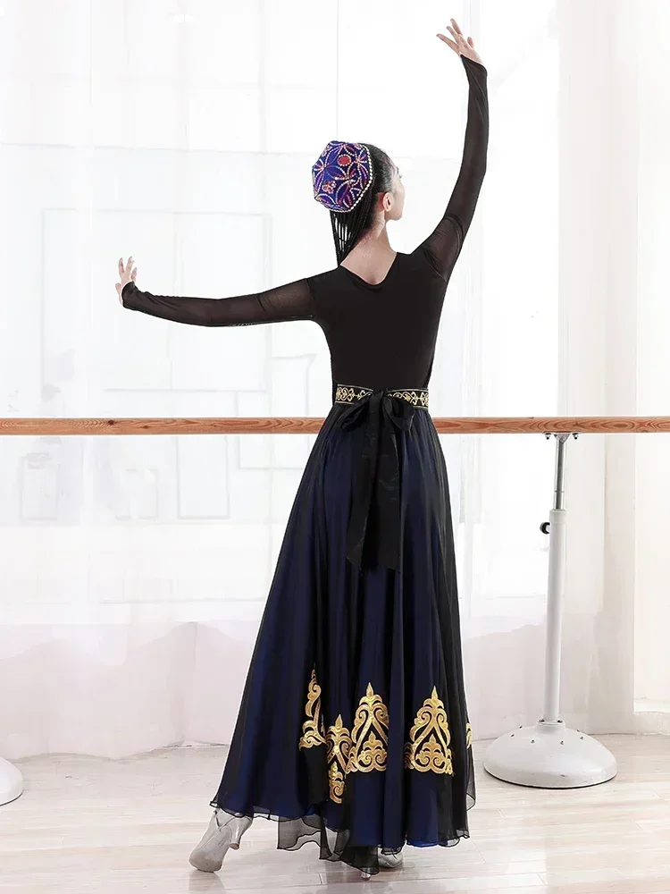 Xinjiang Uygur Dance National Costumes Folk Dress Traditional Nations Minority Hmong Festival Dance Performance Hanfu Outfits
Xinjiang Uygur Dance National Costumes Folk Dress Traditional Nations Minority Hmong Festival Dance Performance Hanfu Outfits