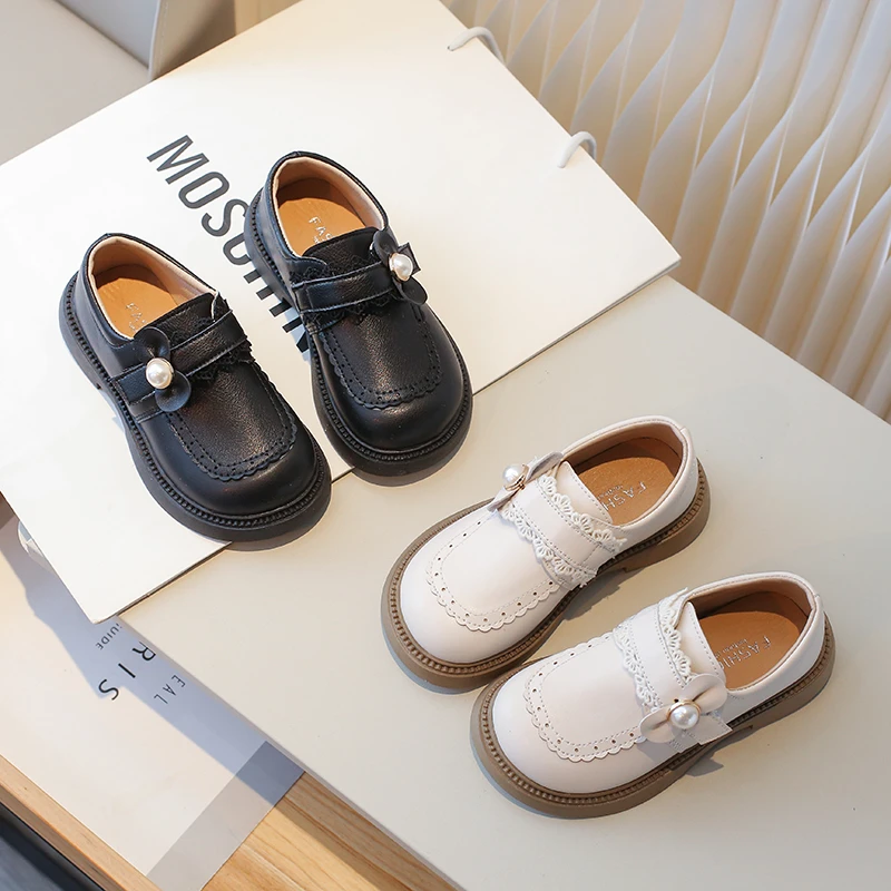 Girl Leather Shoes for School Party Wedding Kids Black Loafers Slip-on Children Flats Shoes Sweet Fashion Chic Bow British Style
Girl Leather Shoes for School Party Wedding Kids Black Loafers Slip-on Children Flats Shoes Sweet Fashion Chic Bow British Style