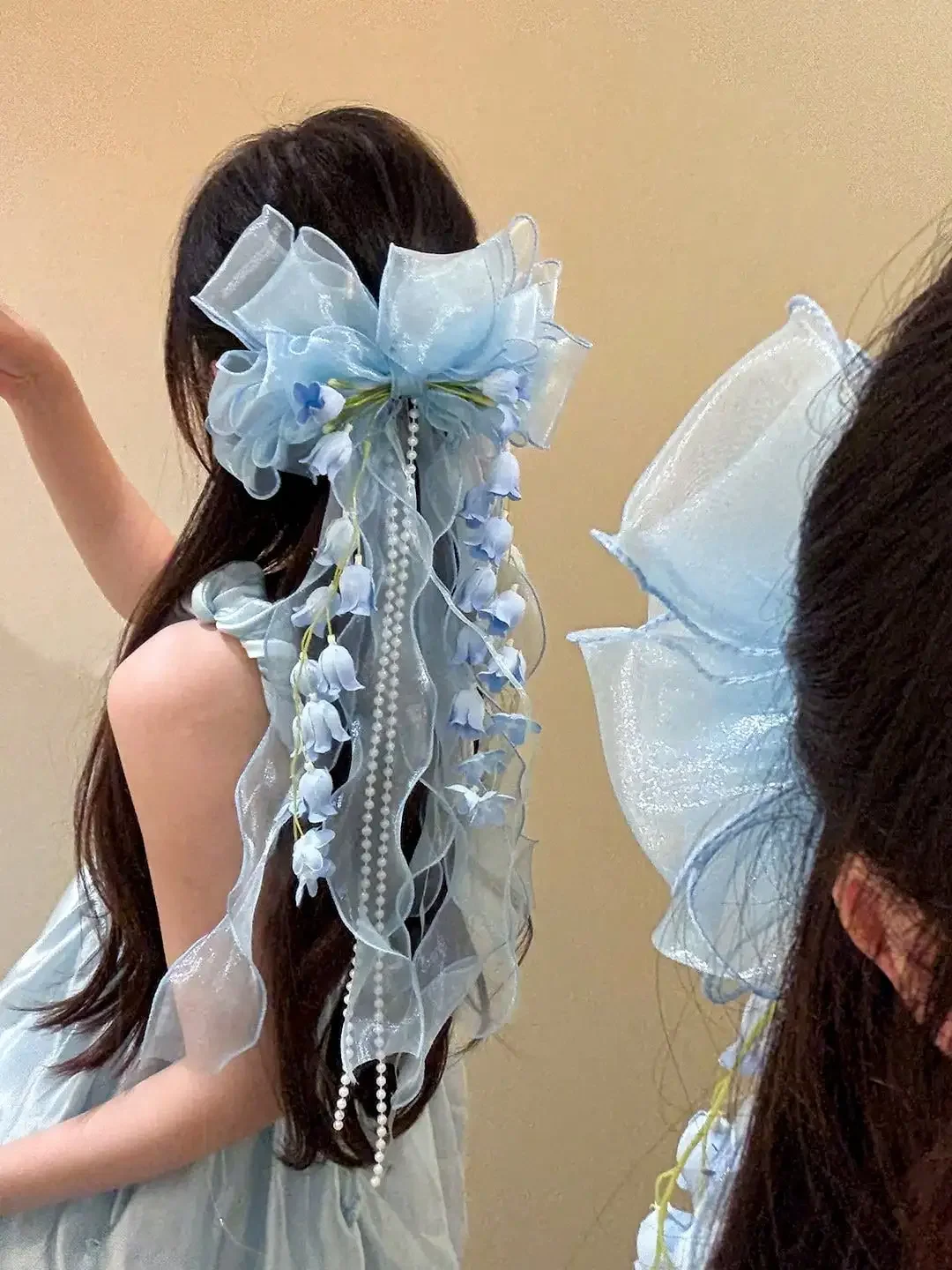 1pc Women's Elegant Bowknot Hair Clip, Sweet Fairy Large Ribbon Bow Hair Accessory, Versatile Ballerina Style Tulip Faux Pearl Satin Bow Hair Barrette, Delicate Floral Butterfly Hair Ornament, Suitable For Holidays Or Daily Use,Festival,Party
1pc Women's Elegant Bowknot Hair Clip, Sweet Fairy Large Ribbon Bow Hair Accessory, Versatile Ballerina Style Tulip Faux Pearl Satin Bow Hair Barrette, Delicate Floral Butterfly Hair Ornament, Suitable For Holidays Or Daily Use,Festival,Party