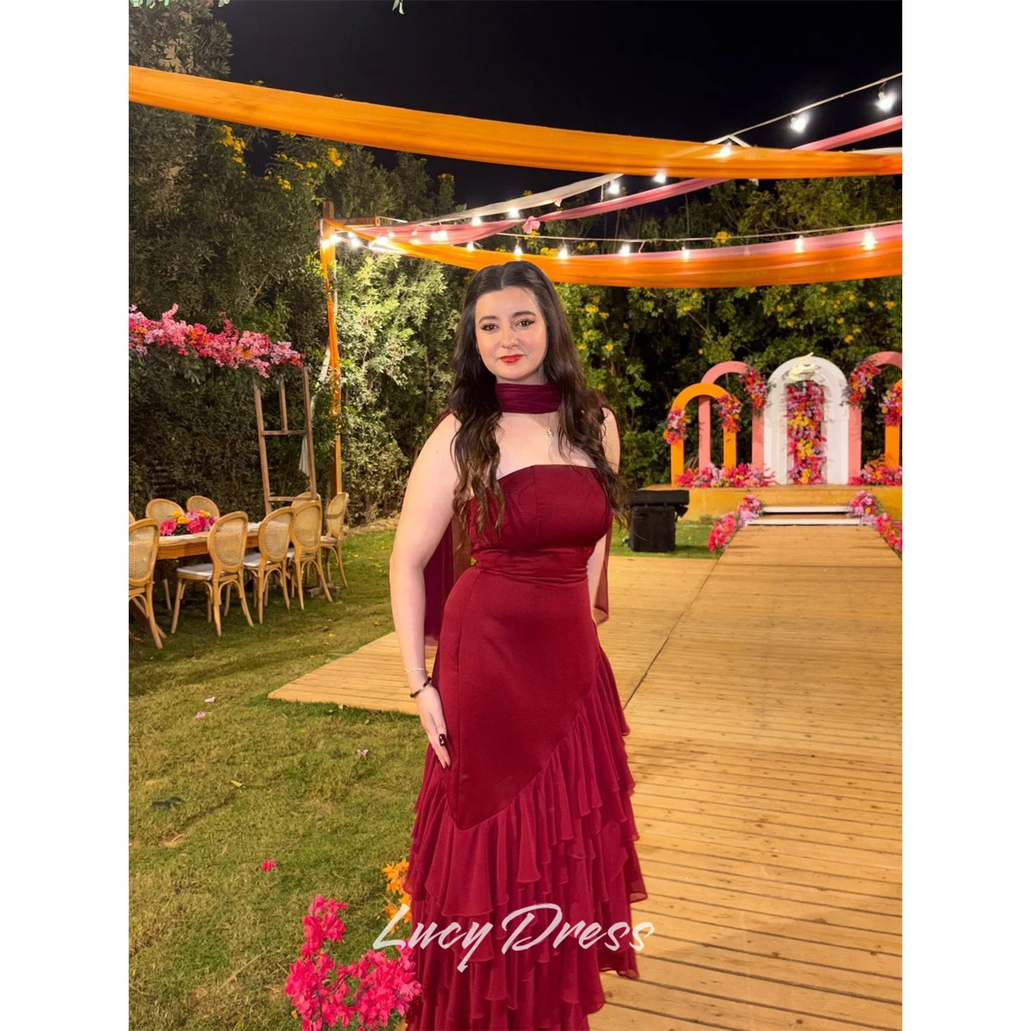 Lucy Chiffon Strapless Burgundy A-Line Evening Dress 2026 Prom Dress Formal Glamourous Tiered Customized Robes de Soirée
Lucy Chiffon Strapless Burgundy A-Line Evening Dress 2026 Prom Dress Formal Glamourous Tiered Customized Robes de Soirée