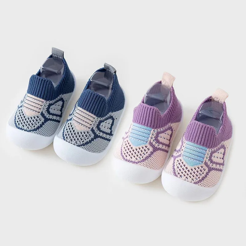 1 Pair of Cute Soft-Soled Non-Slip Shoes and Socks for All Seasons, Suitable for Daily Casual Wear for Male and Female Babies
1 Pair of Cute Soft-Soled Non-Slip Shoes and Socks for All Seasons, Suitable for Daily Casual Wear for Male and Female Babies