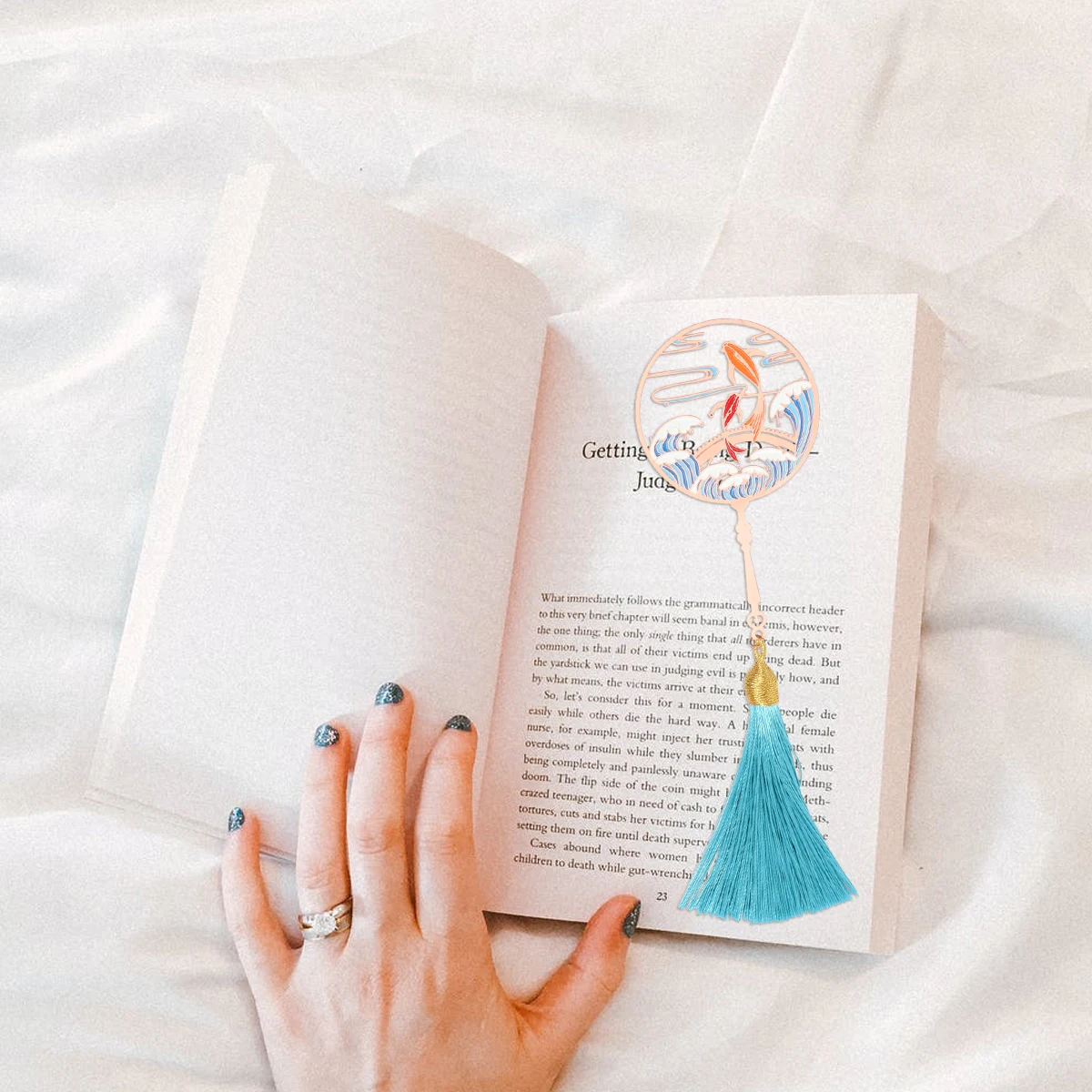 Metal Bookmarks Lightweight Copper Cord Tassel Design Glossy Gifts Readers Students Writers Peacock
Metal Bookmarks Lightweight Copper Cord Tassel Design Glossy Gifts Readers Students Writers Peacock