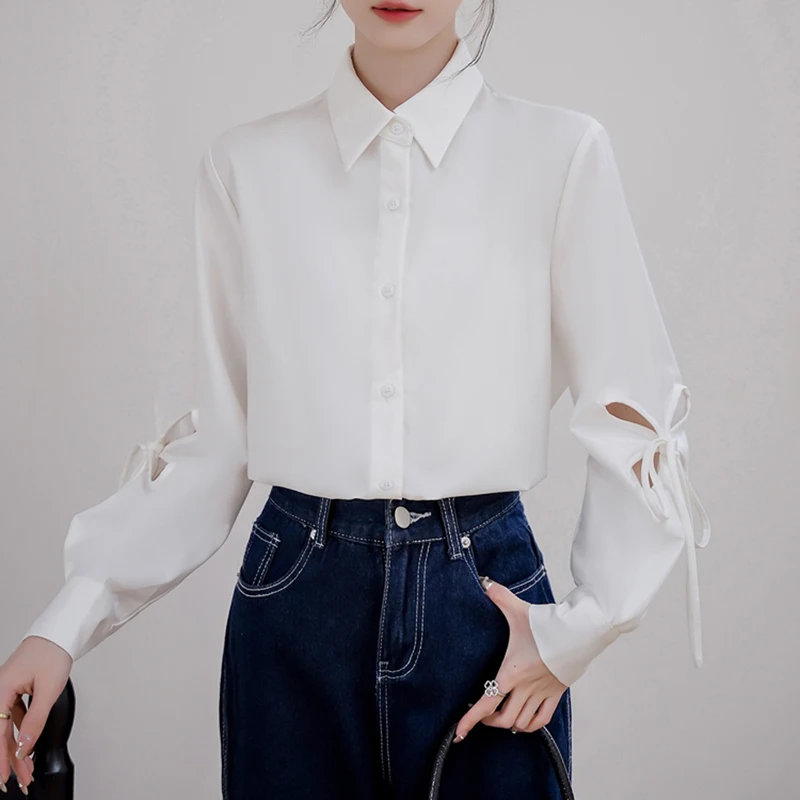 White Sexy Hollow out Long Sleeve For Women Blouse Blusas 2025 Spring Vintage Lady Elegant Office OL Casual Loose Shirts Tops
White Sexy Hollow out Long Sleeve For Women Blouse Blusas 2025 Spring Vintage Lady Elegant Office OL Casual Loose Shirts Tops