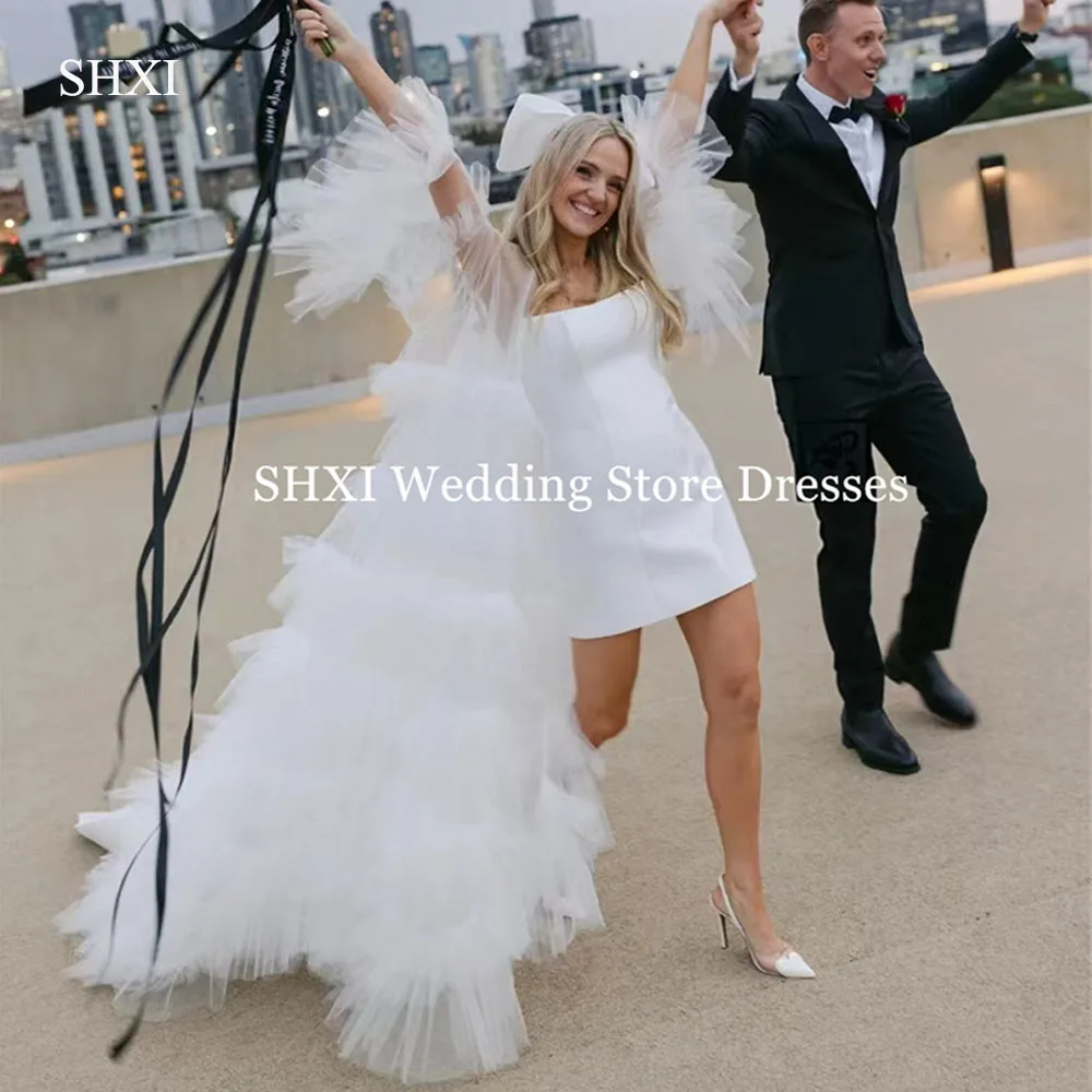 SHXI Sexy Short Wedding Dresses Soft Satin Strapless Bride Dress Customized with Long Jacket Above Knee Backless Bridal Gown
SHXI Sexy Short Wedding Dresses Soft Satin Strapless Bride Dress Customized with Long Jacket Above Knee Backless Bridal Gown