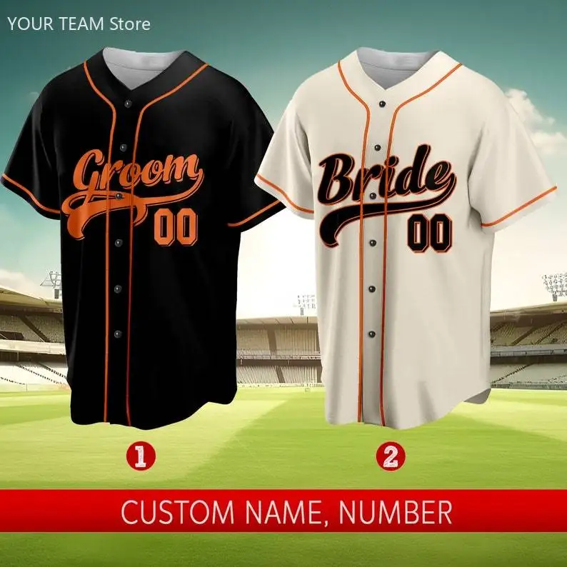 Персонализированный бейсбольный трикотаж для жениха и невесты, подходящий на заказ бейсбольный трикотаж для пары на помолвку, женатая пара
Персонализированный бейсбольный трикотаж для жениха и невесты, подходящий на заказ бейсбольный трикотаж для пары на помолвку, женатая пара