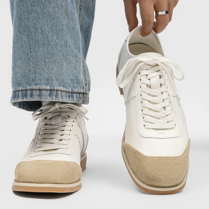 New Splicing Design Men Retro Sports Casual Niche Frosted Anti Slip Wear-resistant Light Luxury High-end Daily Commuting Shoes
New Splicing Design Men Retro Sports Casual Niche Frosted Anti Slip Wear-resistant Light Luxury High-end Daily Commuting Shoes