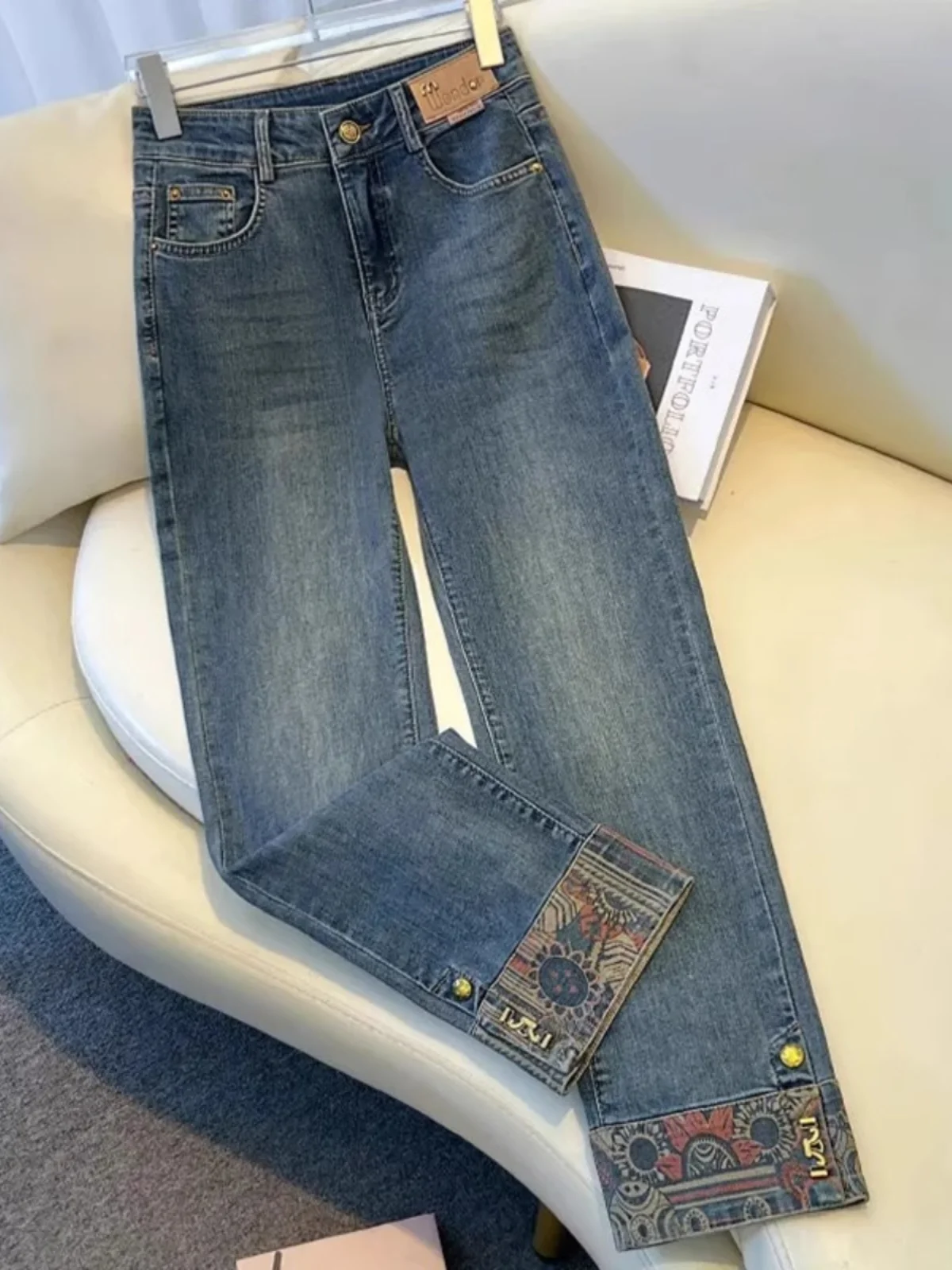 Spring High Waist Straight Leg Jeans Women's Print Slim Fit Ankle Length Denim Pants Fashionable Casual Deep Blue
Spring High Waist Straight Leg Jeans Women's Print Slim Fit Ankle Length Denim Pants Fashionable Casual Deep Blue