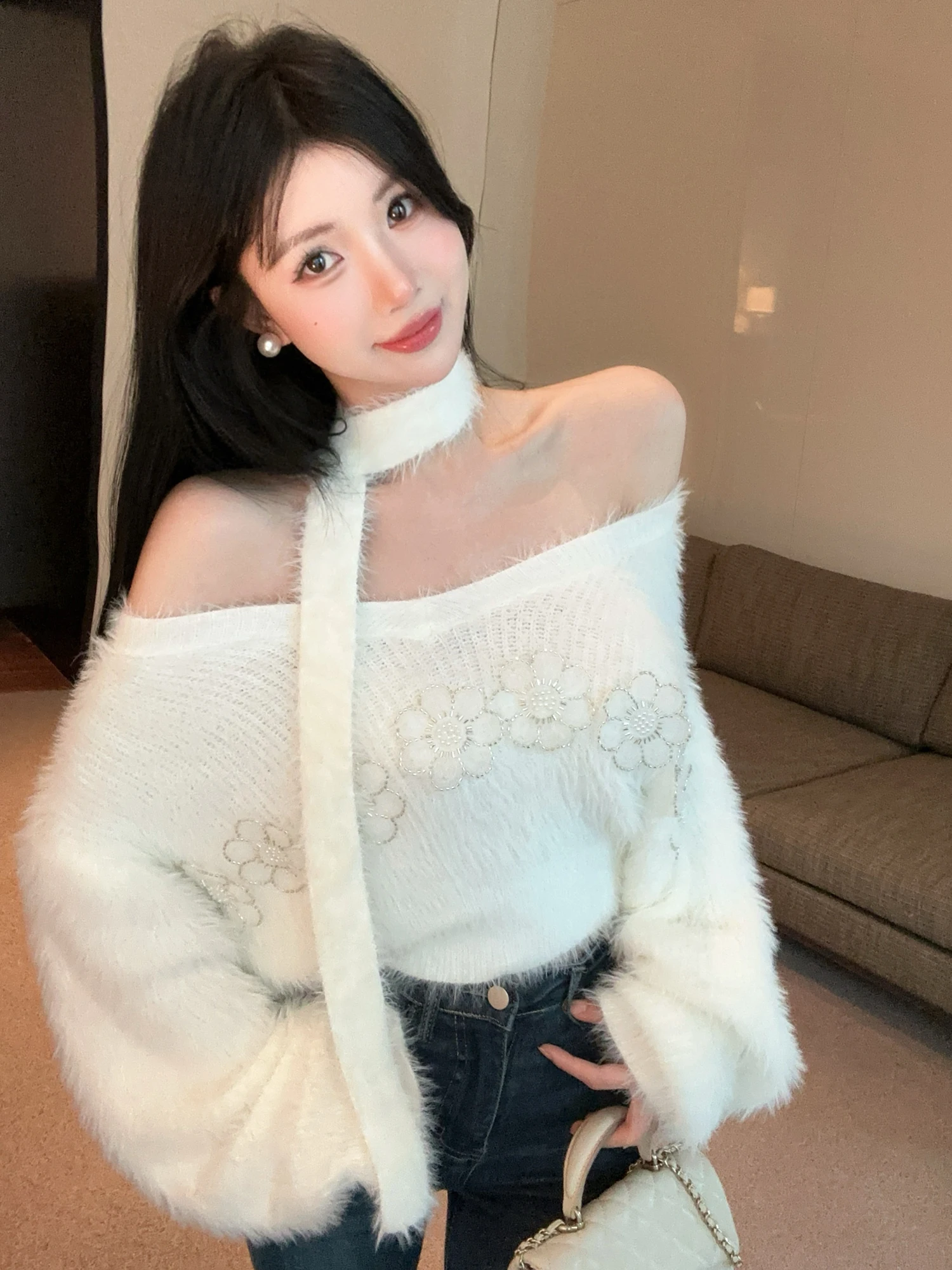 Soft Short Knitted Sweater V-Neck Long Sleeve Sea Design Belt Flower Pattern Women's Autumn New Style Sweet Style Top
Soft Short Knitted Sweater V-Neck Long Sleeve Sea Design Belt Flower Pattern Women's Autumn New Style Sweet Style Top