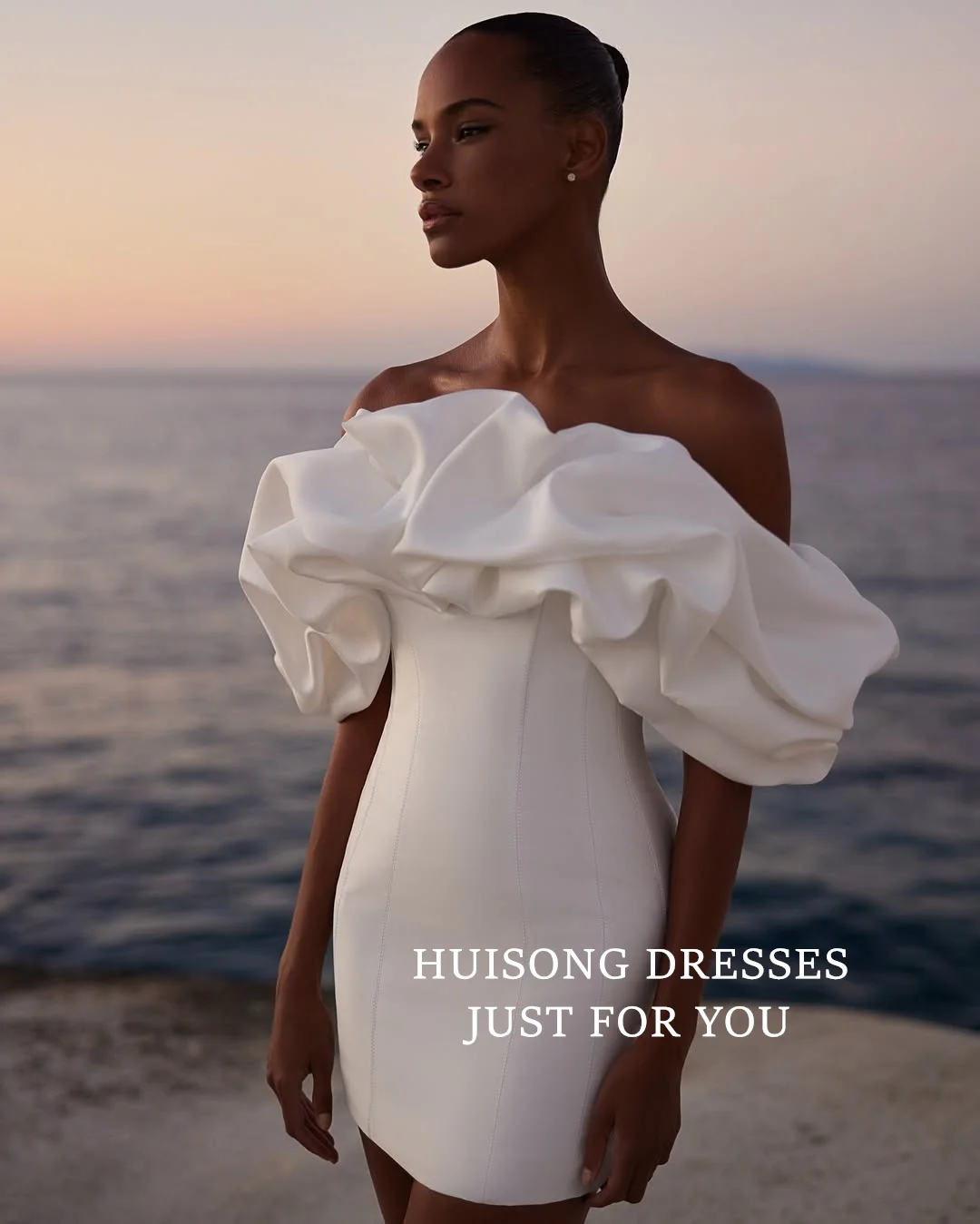 HUISONG Customized Short Wedding Dresses Off the Shoulder Mini Bridals Gowns Wedding Party Dress
HUISONG Customized Short Wedding Dresses Off the Shoulder Mini Bridals Gowns Wedding Party Dress