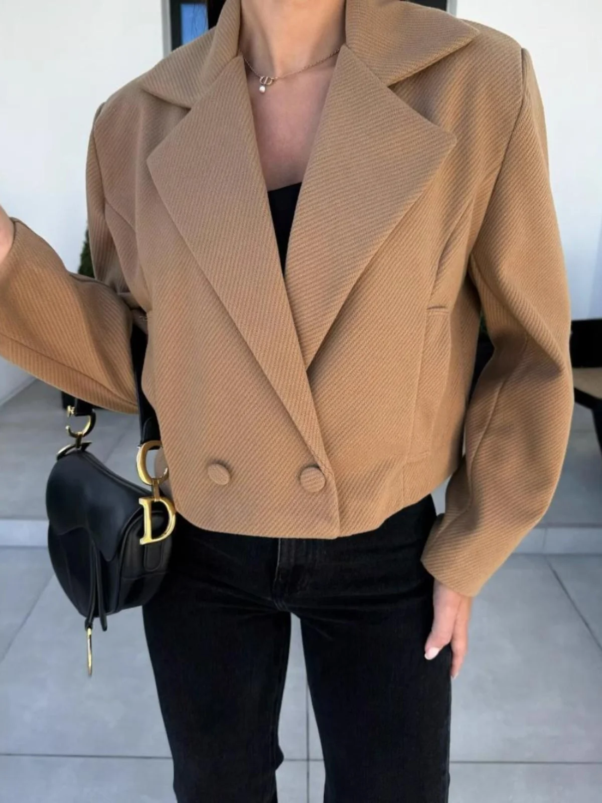 British Style Autumn Winter Women's Short Coat Loose Fit Long Sleeve Woolen Jacket Suit Collar Fashion Outerwear
British Style Autumn Winter Women's Short Coat Loose Fit Long Sleeve Woolen Jacket Suit Collar Fashion Outerwear