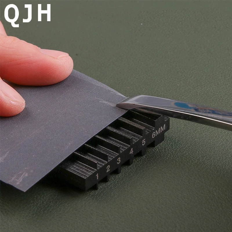 Leather Cutter Repair Tool Sharpening Tool Wide Spatula Manual DIY Leather Polishing Tool Bump Polishing Tool Sharp Repair
Leather Cutter Repair Tool Sharpening Tool Wide Spatula Manual DIY Leather Polishing Tool Bump Polishing Tool Sharp Repair