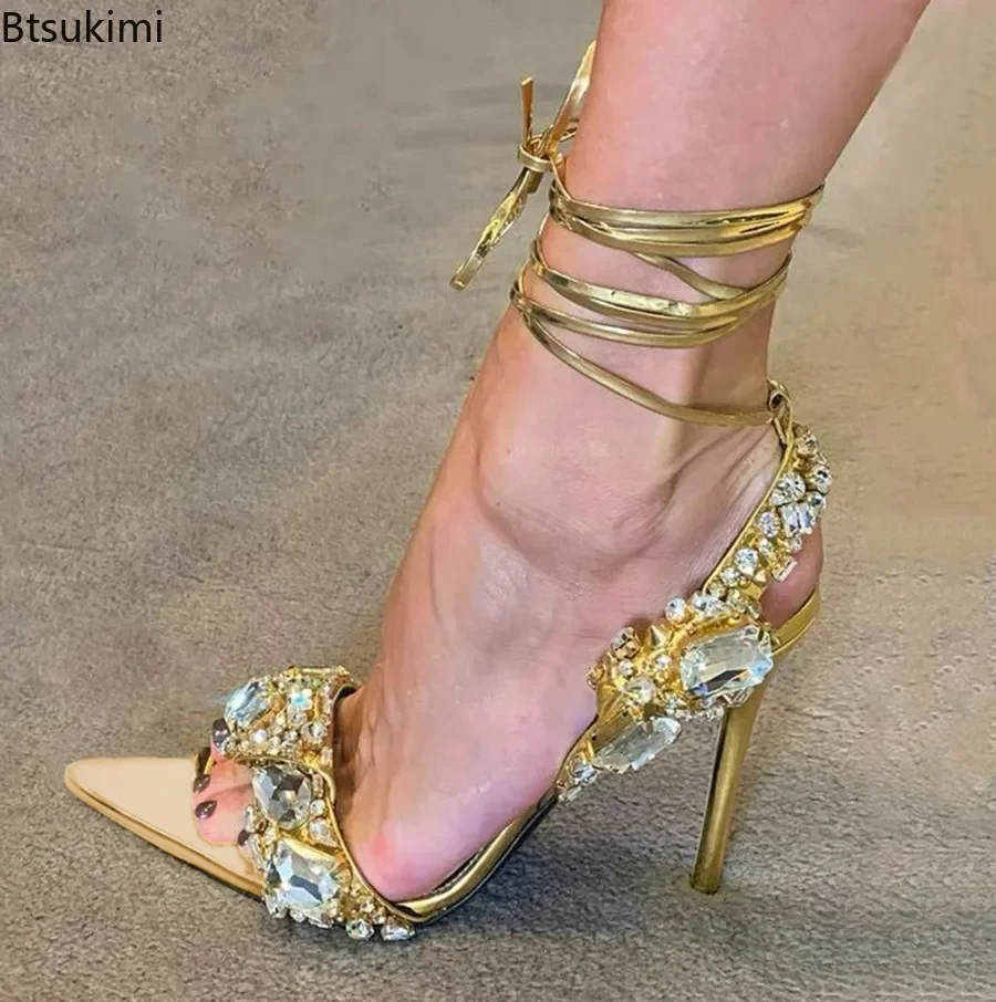 2025 Women's Summer Golden Ankle Lace-Up Sandals Sexy Luxury Style Crystal Rhinestone Pointed Toe Banquet Party Sandals Female
2025 Women's Summer Golden Ankle Lace-Up Sandals Sexy Luxury Style Crystal Rhinestone Pointed Toe Banquet Party Sandals Female