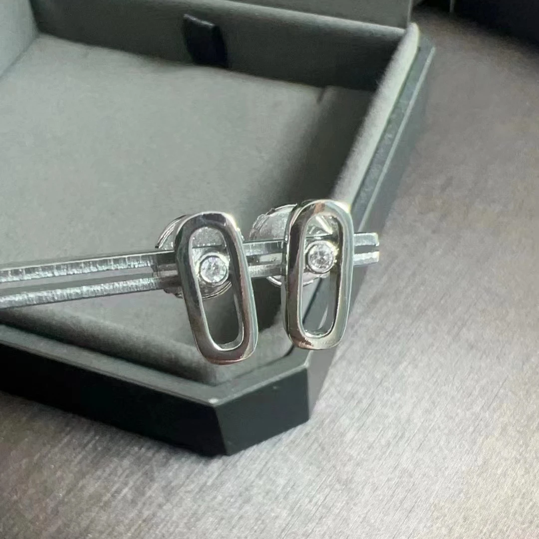 Single Diamond 925 Sterling Silver Women's Jewelry Earrings, Exquisite And Luxurious Women's Party Gifts
Single Diamond 925 Sterling Silver Women's Jewelry Earrings, Exquisite And Luxurious Women's Party Gifts