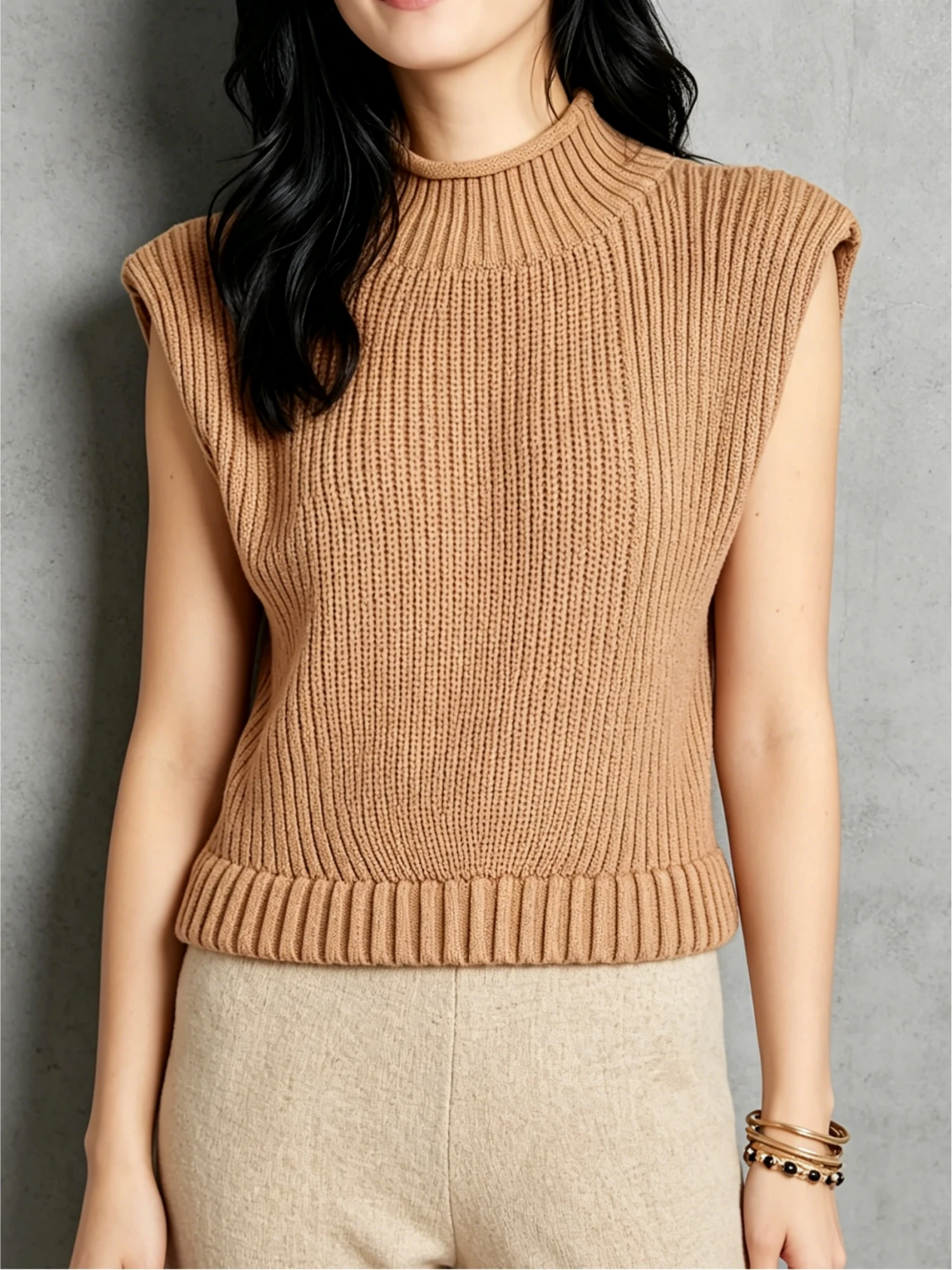 Women's plus size solid color knitted vest, semi high neck fashionable and elegant style, suitable for spring, summer and autum
Women's plus size solid color knitted vest, semi high neck fashionable and elegant style, suitable for spring, summer and autum