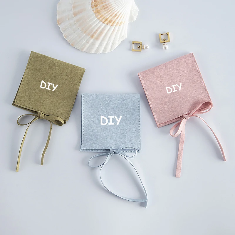 10pcs DIY Microfiber Velvet Jewelry Pouch Envelope Bag with Tie for Earrings Necklace Organizer Wedding Favors Gift Packaging
10pcs DIY Microfiber Velvet Jewelry Pouch Envelope Bag with Tie for Earrings Necklace Organizer Wedding Favors Gift Packaging