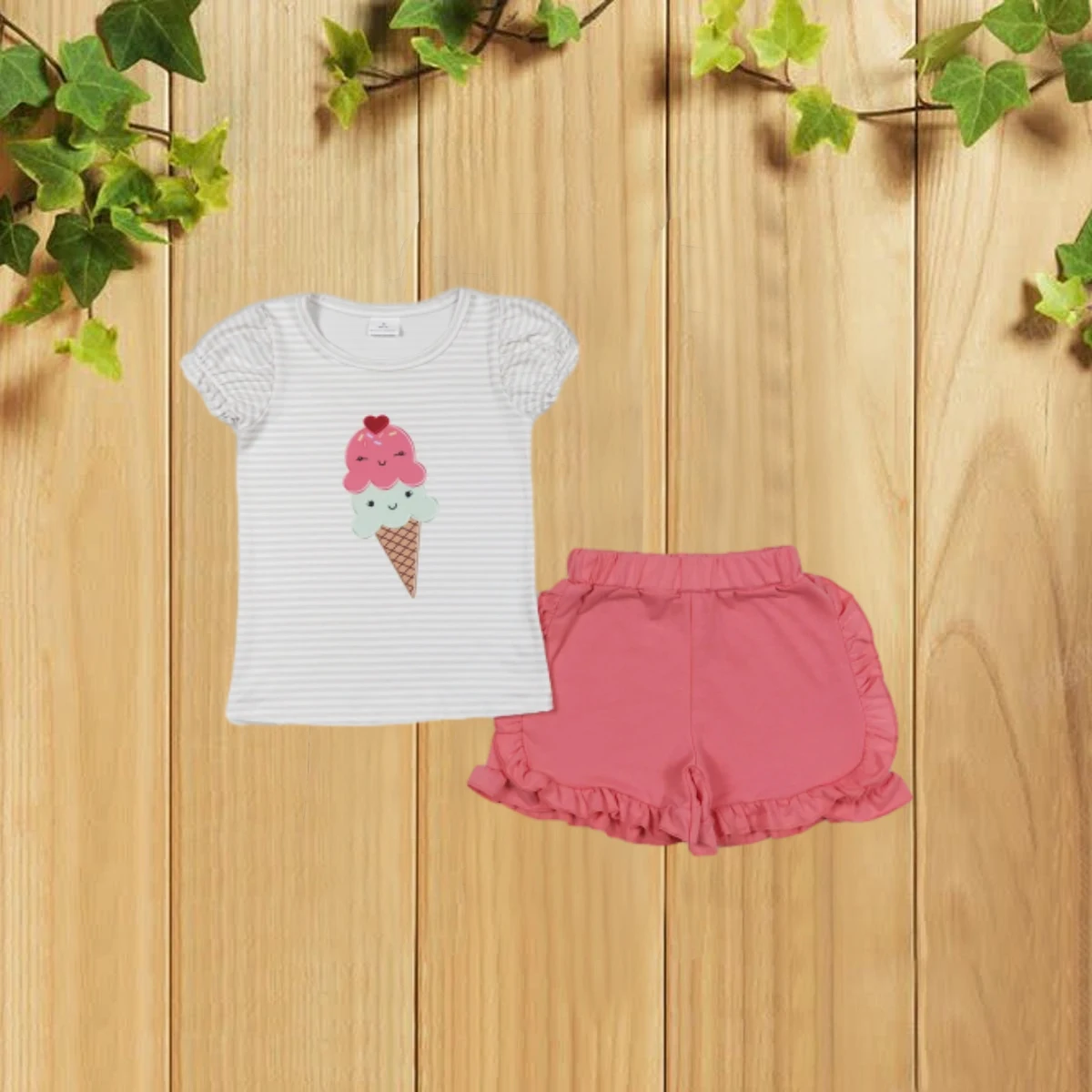 4.25 GSSO0579 Girls' Ice Cream Stripe Short Sleeve Top And Pink Shorts Set Cute Children's Outfit Ensemble for Little Girls
4.25 GSSO0579 Girls' Ice Cream Stripe Short Sleeve Top And Pink Shorts Set Cute Children's Outfit Ensemble for Little Girls