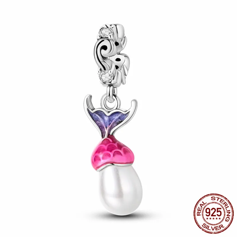 S925 sterling silver light bulb pendant beads, perfect for DIY handmade bracelets and a great jewelry gift for women.
S925 sterling silver light bulb pendant beads, perfect for DIY handmade bracelets and a great jewelry gift for women.