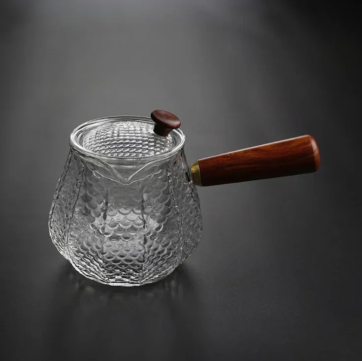500Ml Hand Made Heat-resistant Glass Teapot Tea Infuser Pot With Wooden Handle Boiling Tea Kettle Coffee Pot Puer Kettle
500Ml Hand Made Heat-resistant Glass Teapot Tea Infuser Pot With Wooden Handle Boiling Tea Kettle Coffee Pot Puer Kettle