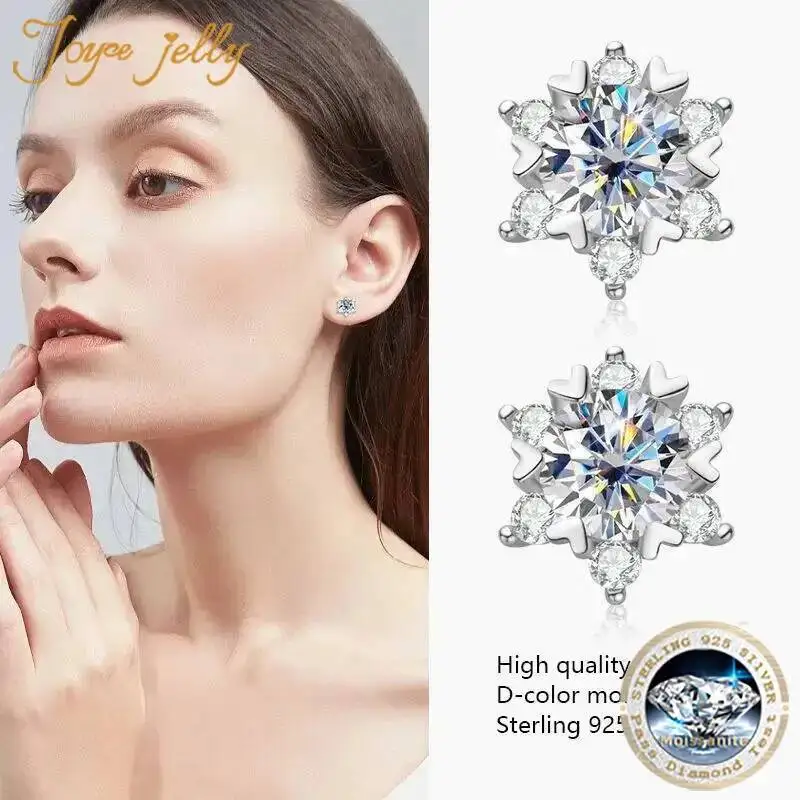 JoyceJelly 1ct S925 Silver Moissanite Snowflake Earrings for Women Fashionable and Classic 6-claw Design Valentine's Day Gift
JoyceJelly 1ct S925 Silver Moissanite Snowflake Earrings for Women Fashionable and Classic 6-claw Design Valentine's Day Gift