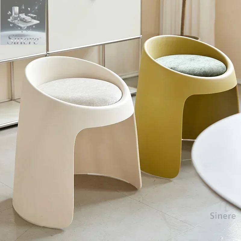 2024 new light luxury high-end makeup stool makeup chair dresser stool girls bedroom Internet celebrity manicure chair
2024 new light luxury high-end makeup stool makeup chair dresser stool girls bedroom Internet celebrity manicure chair