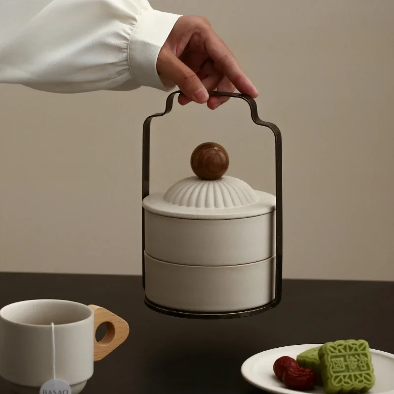 Medieval double-layer dried fruit plate candy box ceramic high-end afternoon tea dessert plate housewarming light luxury
Medieval double-layer dried fruit plate candy box ceramic high-end afternoon tea dessert plate housewarming light luxury