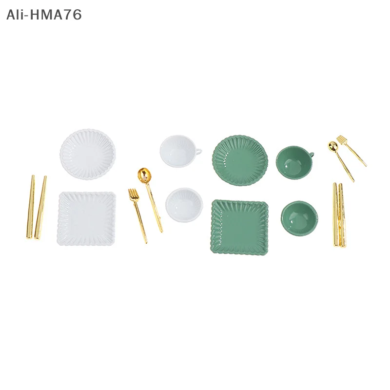 5Pcs/7Pcs/33Pcs 1:12 Dollhouse Miniature Accessories Plates Coffee Cups Forks and Spoons Kitchen Toy for Children Pretend Play
5Pcs/7Pcs/33Pcs 1:12 Dollhouse Miniature Accessories Plates Coffee Cups Forks and Spoons Kitchen Toy for Children Pretend Play