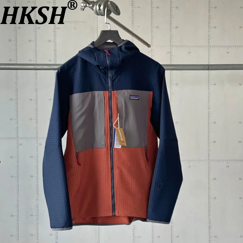 HKSH весенне-осенняя новая куртка унисекс с капюшоном на молнии, уличное спортивное дорожное легкое пальто для пар, повседневное шикарное пальто с цветными блоками HK11723
HKSH весенне-осенняя новая куртка унисекс с капюшоном на молнии, уличное спортивное дорожное легкое пальто для пар, повседневное шикарное пальто с цветными блоками HK11723
