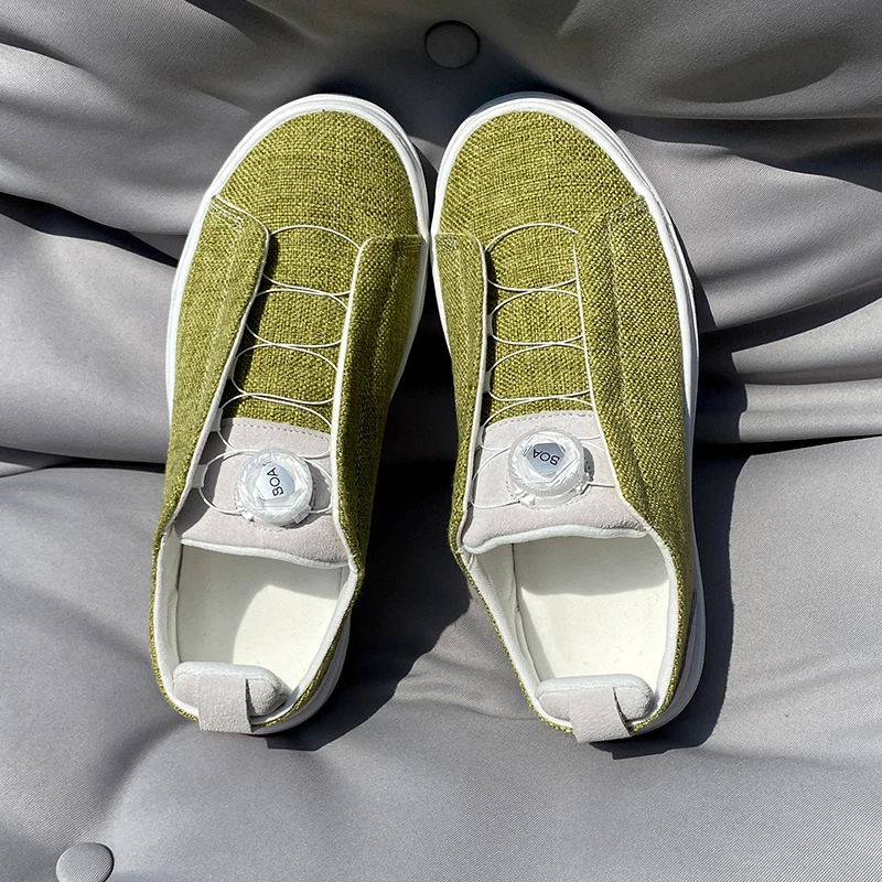 Oversized olive green linen patterned strapless board shoes with knob design, wide foot friendly casual shoes, spring and summer
Oversized olive green linen patterned strapless board shoes with knob design, wide foot friendly casual shoes, spring and summer