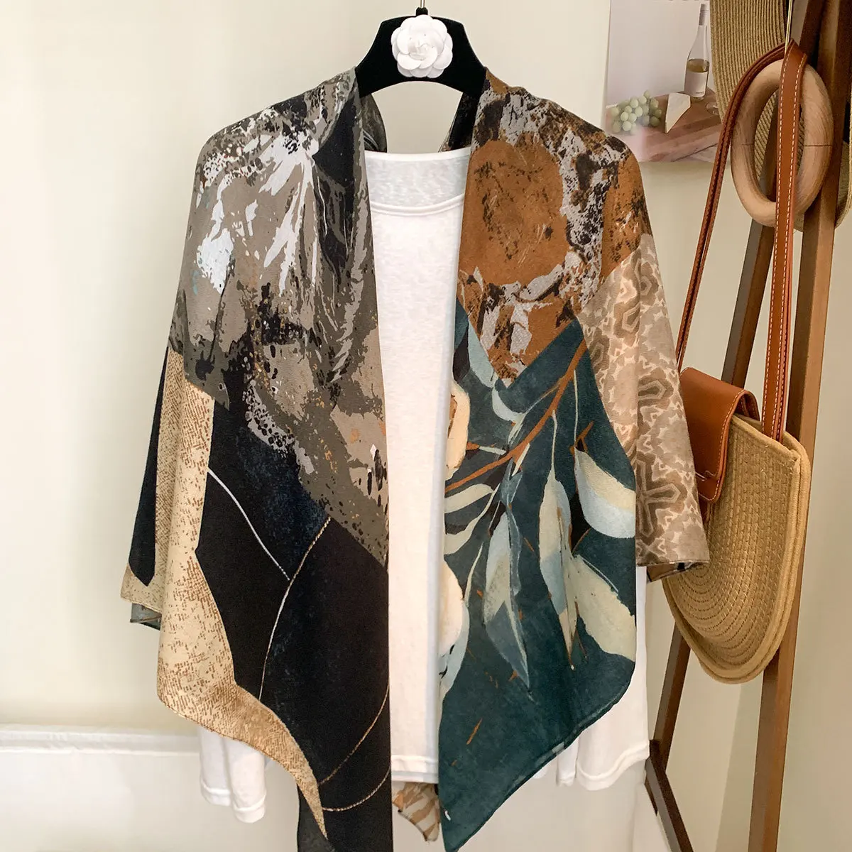 2025 130cm Floral Cotton Linen Vintage Square Scarf Women All-season Versatile Shawl HijabTravel Breathablel large Bandana
2025 130cm Floral Cotton Linen Vintage Square Scarf Women All-season Versatile Shawl HijabTravel Breathablel large Bandana