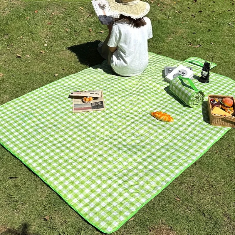Утолщенный влагостойкий коврик для пикника, кемпинга, уличный напольный коврик, портативный водонепроницаемый пляжный складной портативный дорожный легкий коврик
Утолщенный влагостойкий коврик для пикника, кемпинга, уличный напольный коврик, портативный водонепроницаемый пляжный складной портативный дорожный легкий коврик