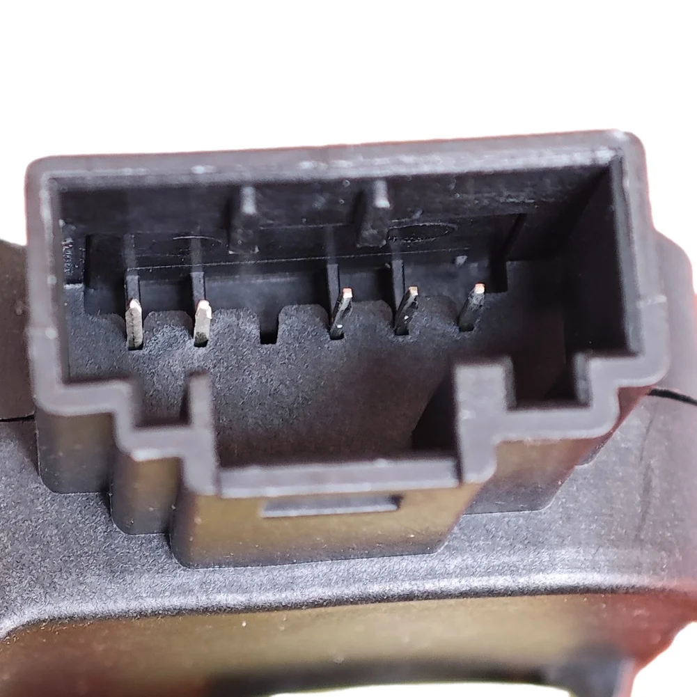 Easy Install Brake Light Part Brake Light Center Stop Lamp High Brake Light ABS Plastic Wear-resistant Quick To Install
Easy Install Brake Light Part Brake Light Center Stop Lamp High Brake Light ABS Plastic Wear-resistant Quick To Install