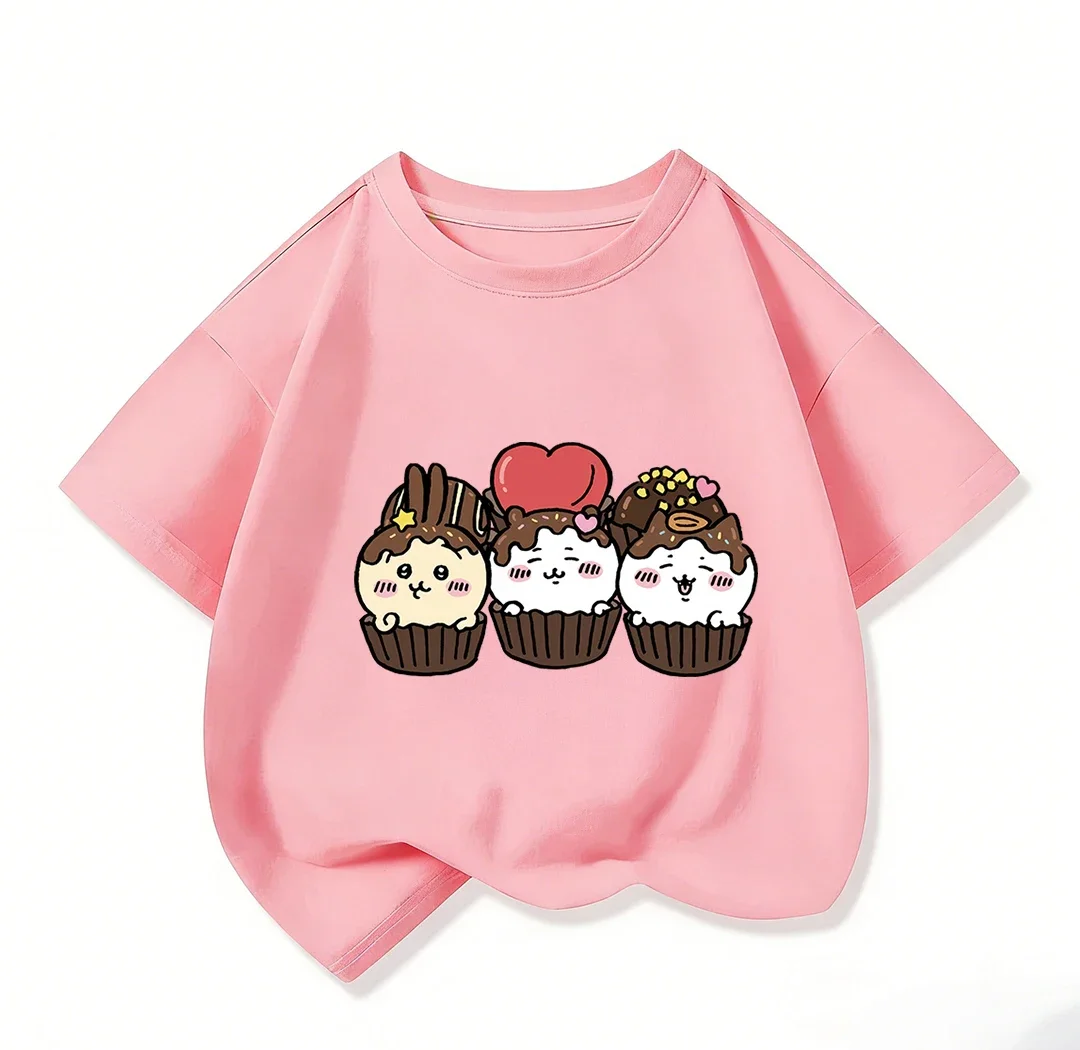 Футболка с короткими рукавами Kawaii для мальчиков и девочек, мягкая футболка с мультяшным принтом, летние модные уличные повседневные топы Chiikawa для детей от 3 до 14 лет
Футболка с короткими рукавами Kawaii для мальчиков и девочек, мягкая футболка с мультяшным принтом, летние модные уличные повседневные топы Chiikawa для детей от 3 до 14 лет