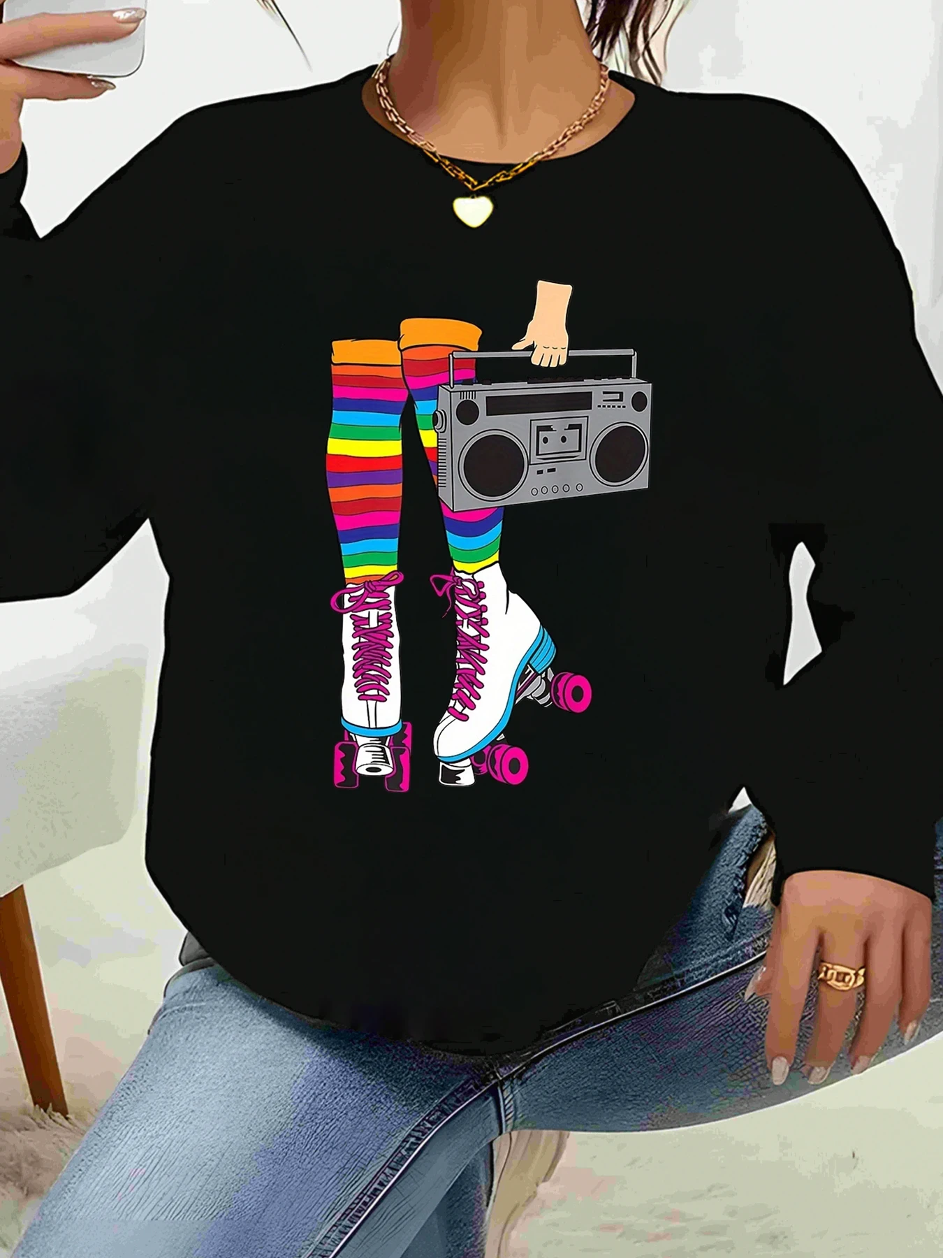 Rainbow Roller Skates Boombox Print Long Sleeve Tee Halloween Party Women Casual Wear
Rainbow Roller Skates Boombox Print Long Sleeve Tee Halloween Party Women Casual Wear