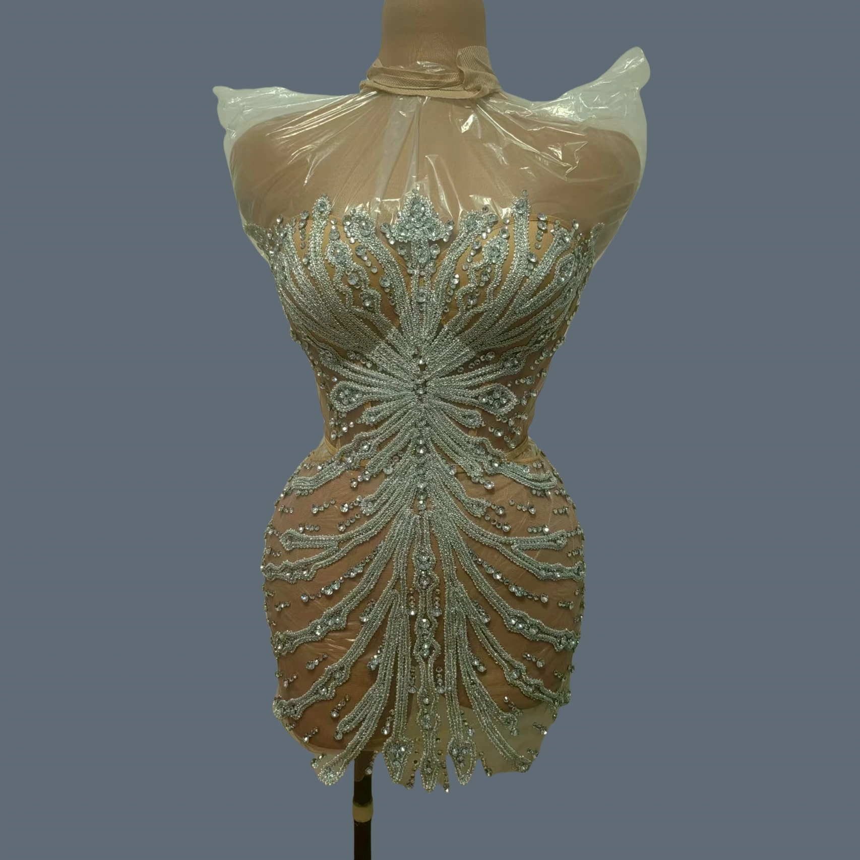 Sparkly Sequins Silver Rhinestone Strapless Tops Mini Skirt 2Pieces Set Birthday Party Sexy Dress-up Club Dance Outfits Youtiao 
Sparkly Sequins Silver Rhinestone Strapless Tops Mini Skirt 2Pieces Set Birthday Party Sexy Dress-up Club Dance Outfits Youtiao