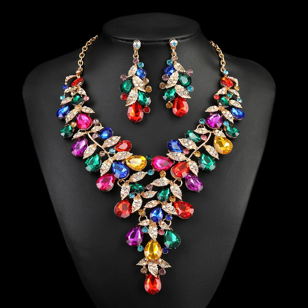 Source Factory Accessories Vintage Necklace Set Female Luxury Crystal Banquet Dress Accessories Collarbone Chain
Source Factory Accessories Vintage Necklace Set Female Luxury Crystal Banquet Dress Accessories Collarbone Chain