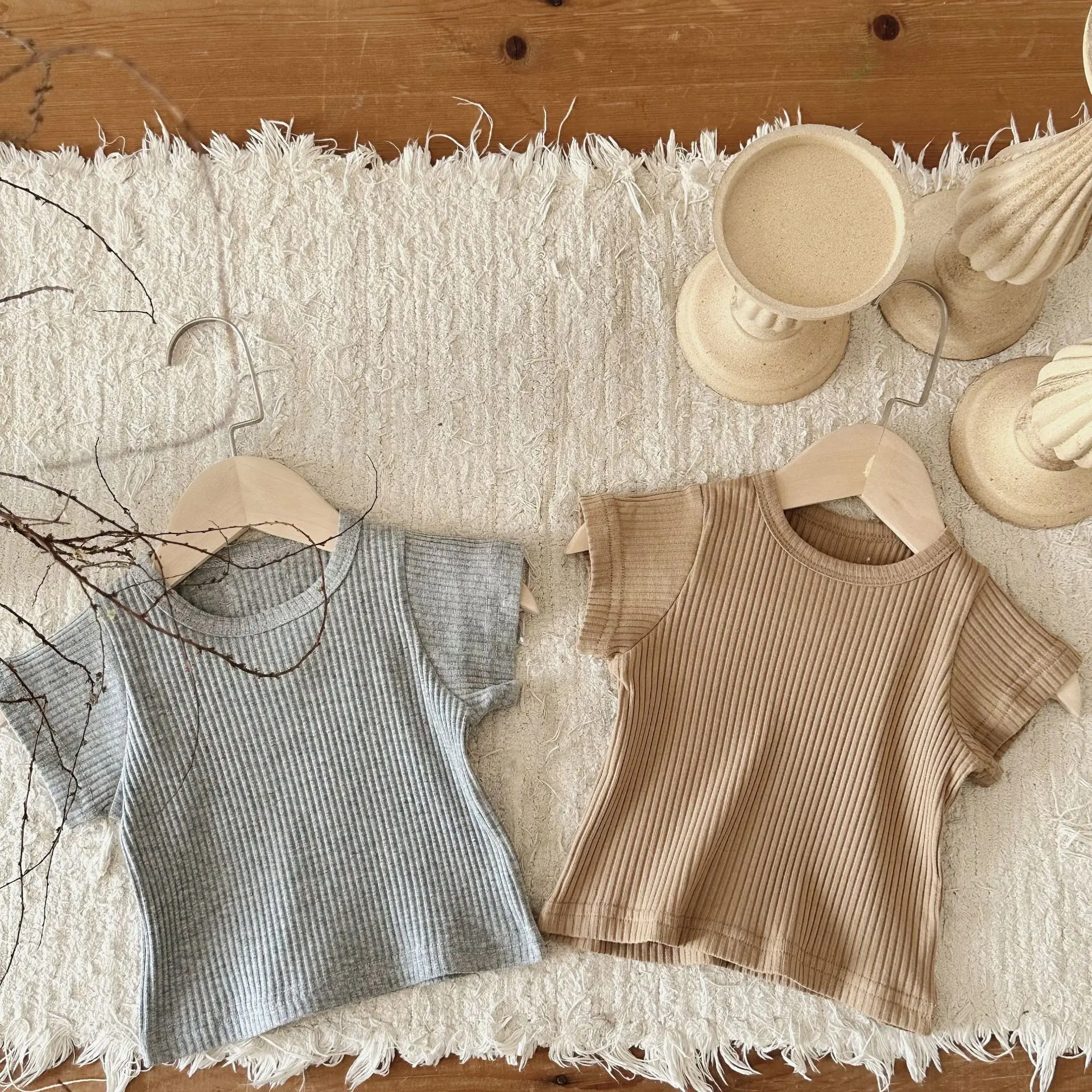 T-Shirts Summer Round Neck Short Sleeved Stripe Undershirt Boys Girls Baby Simplicity Tops Round Collar Striped 2024 Simple
T-Shirts Summer Round Neck Short Sleeved Stripe Undershirt Boys Girls Baby Simplicity Tops Round Collar Striped 2024 Simple